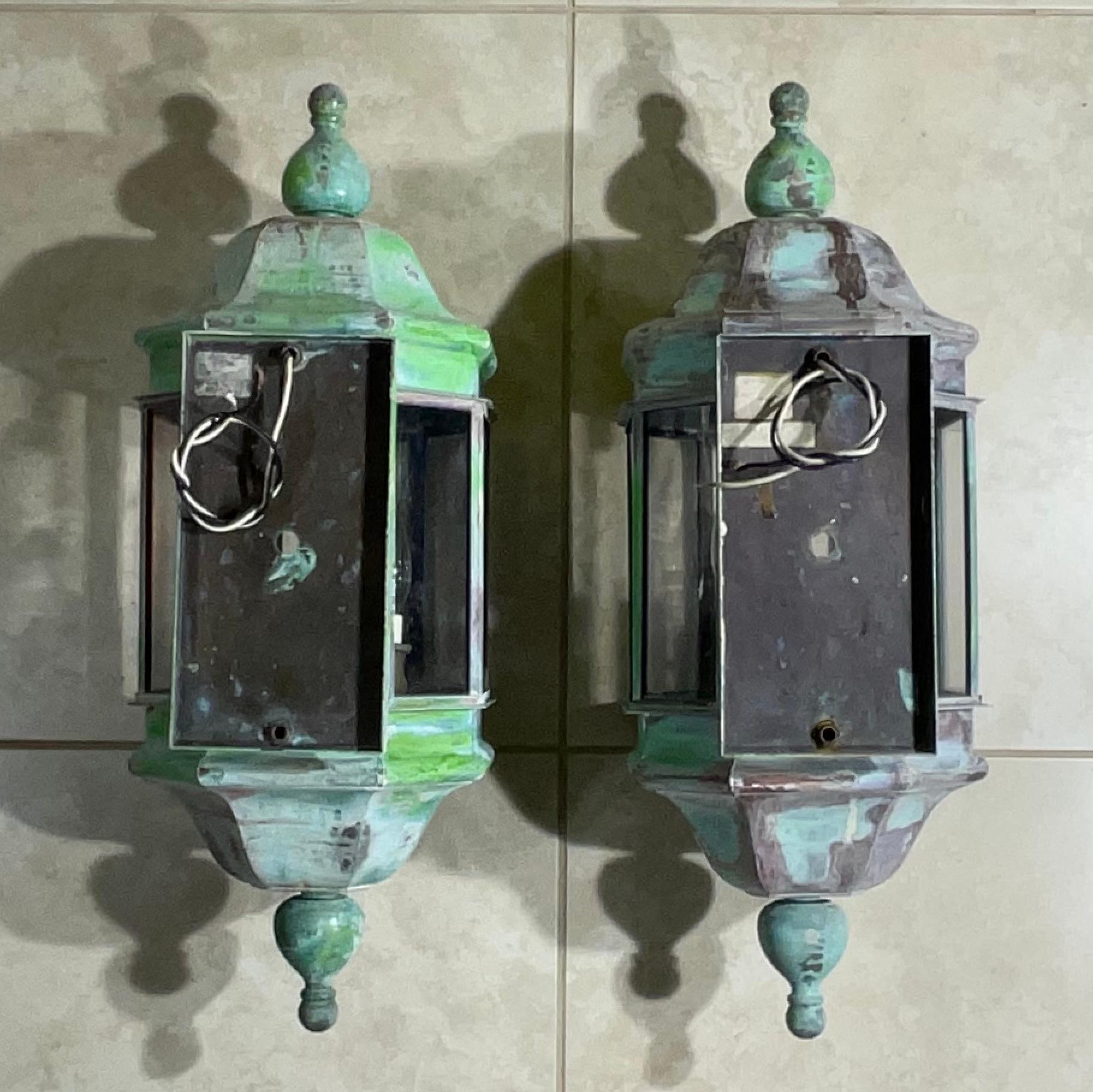 Large Pair of Vintage Handcrafted Wall-Mounted Solid Brass Lantern For Sale 5