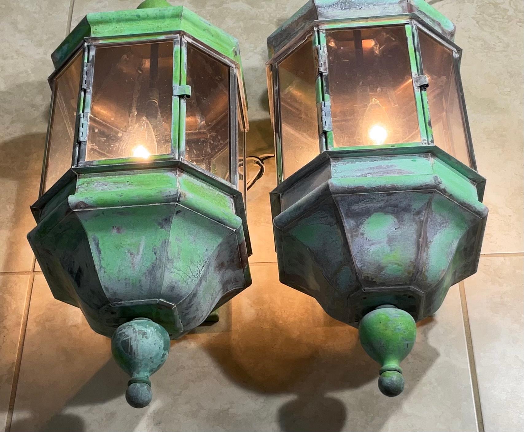 American Large Pair of Vintage Handcrafted Wall-Mounted Solid Brass Lantern For Sale
