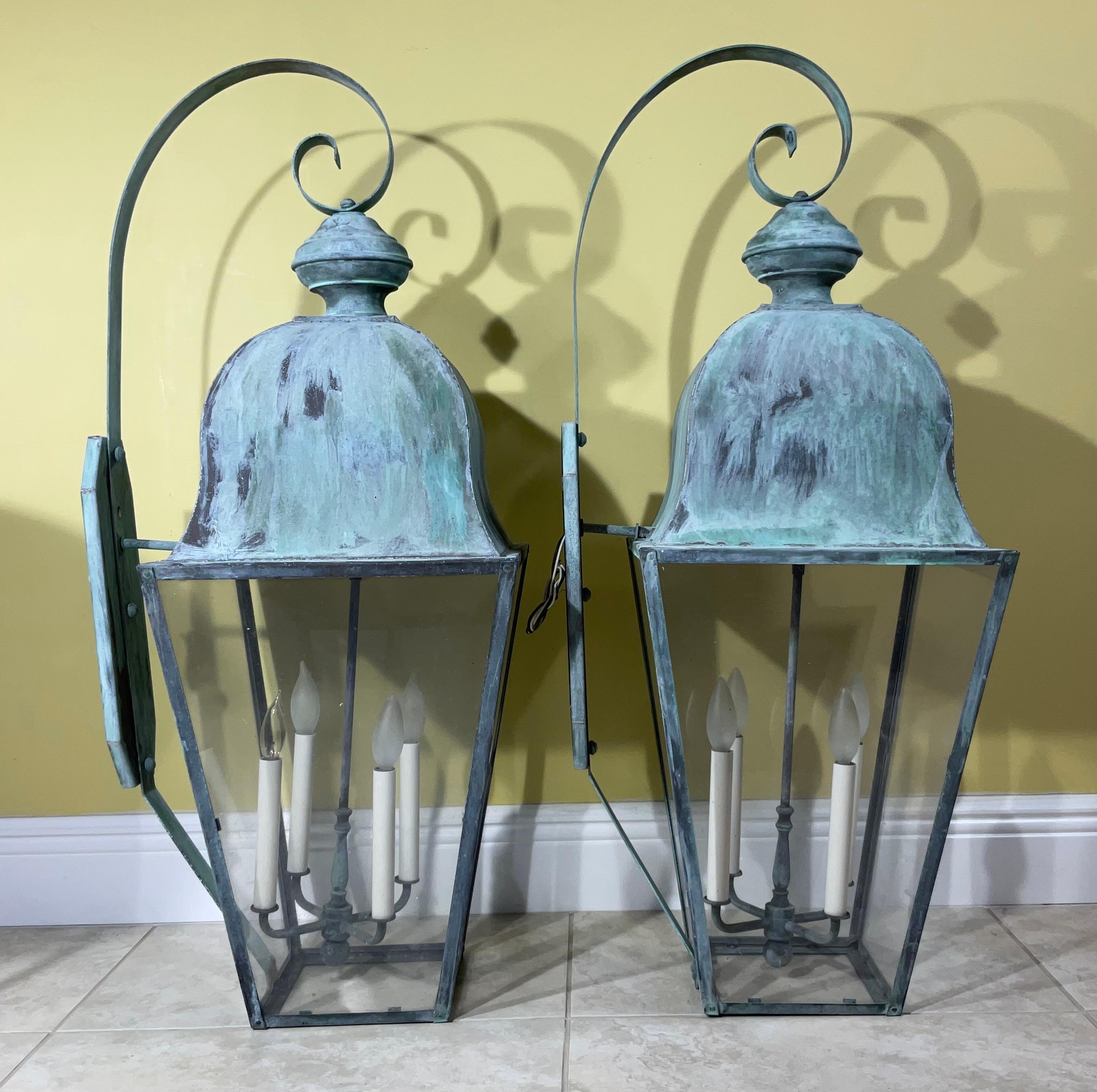 Large Pair of Vintage Handcrafted Wall-Mounted Solid Brass Lantern 3