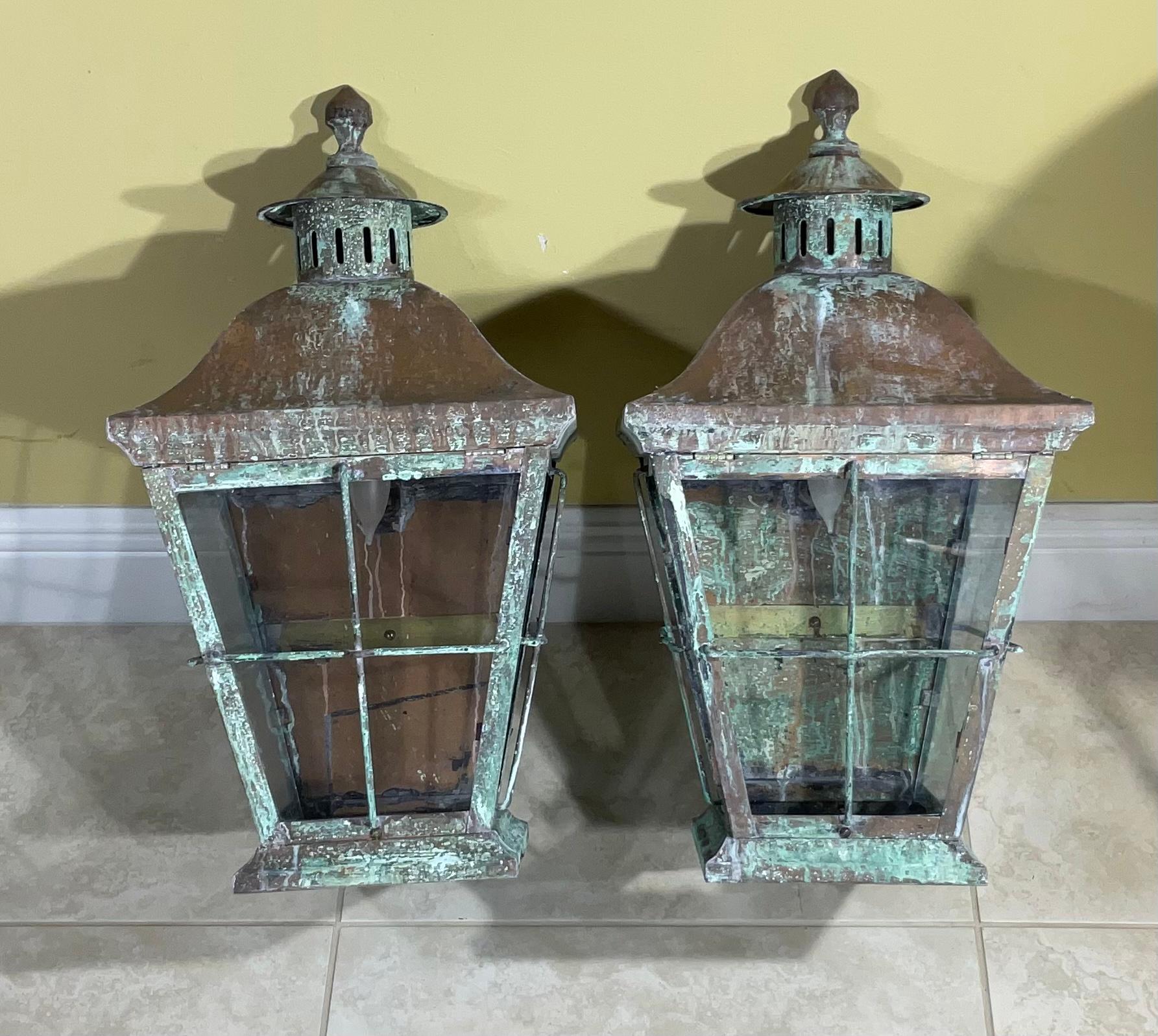 Large Pair of Vintage Handcrafted Wall-Mounted Solid Copper and  Brass Lantern 4