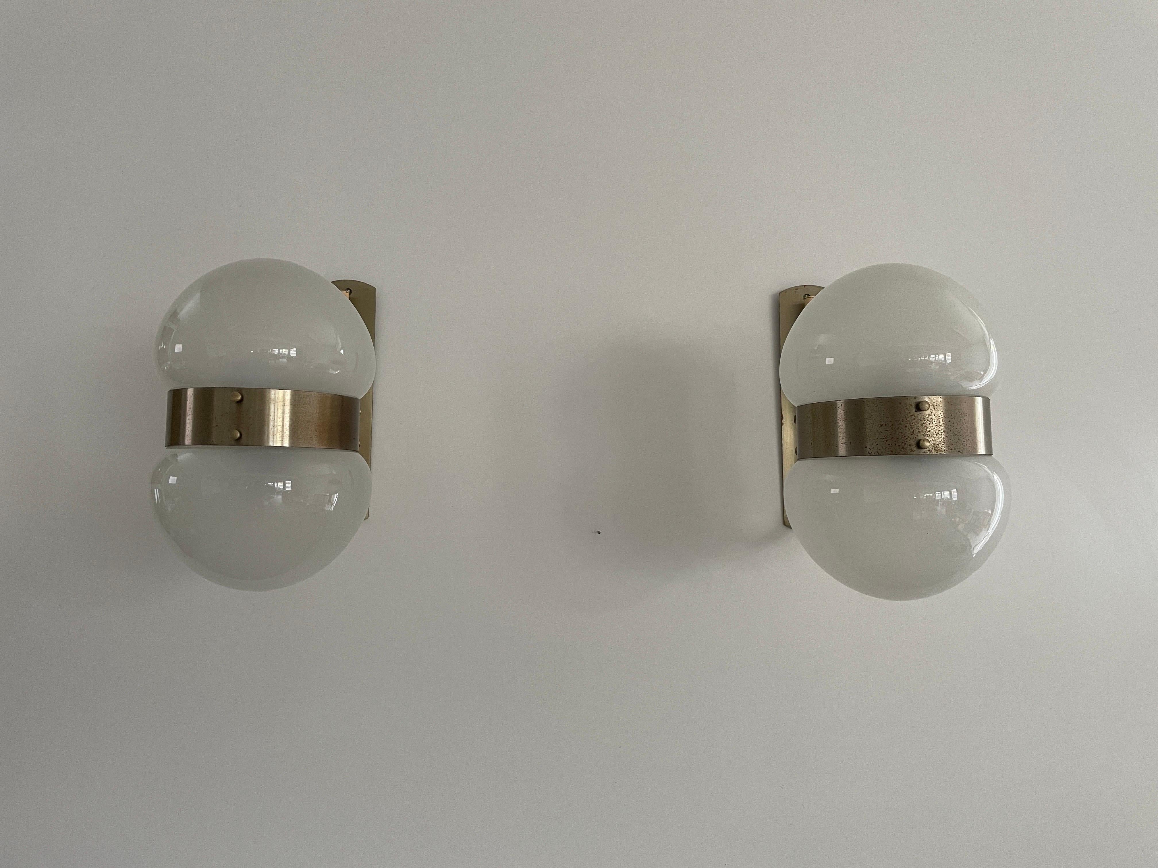 Mid-Century Modern Large Pair of Wall Lamps by Sergio Mazza for Artemide, 1960s, Italy For Sale