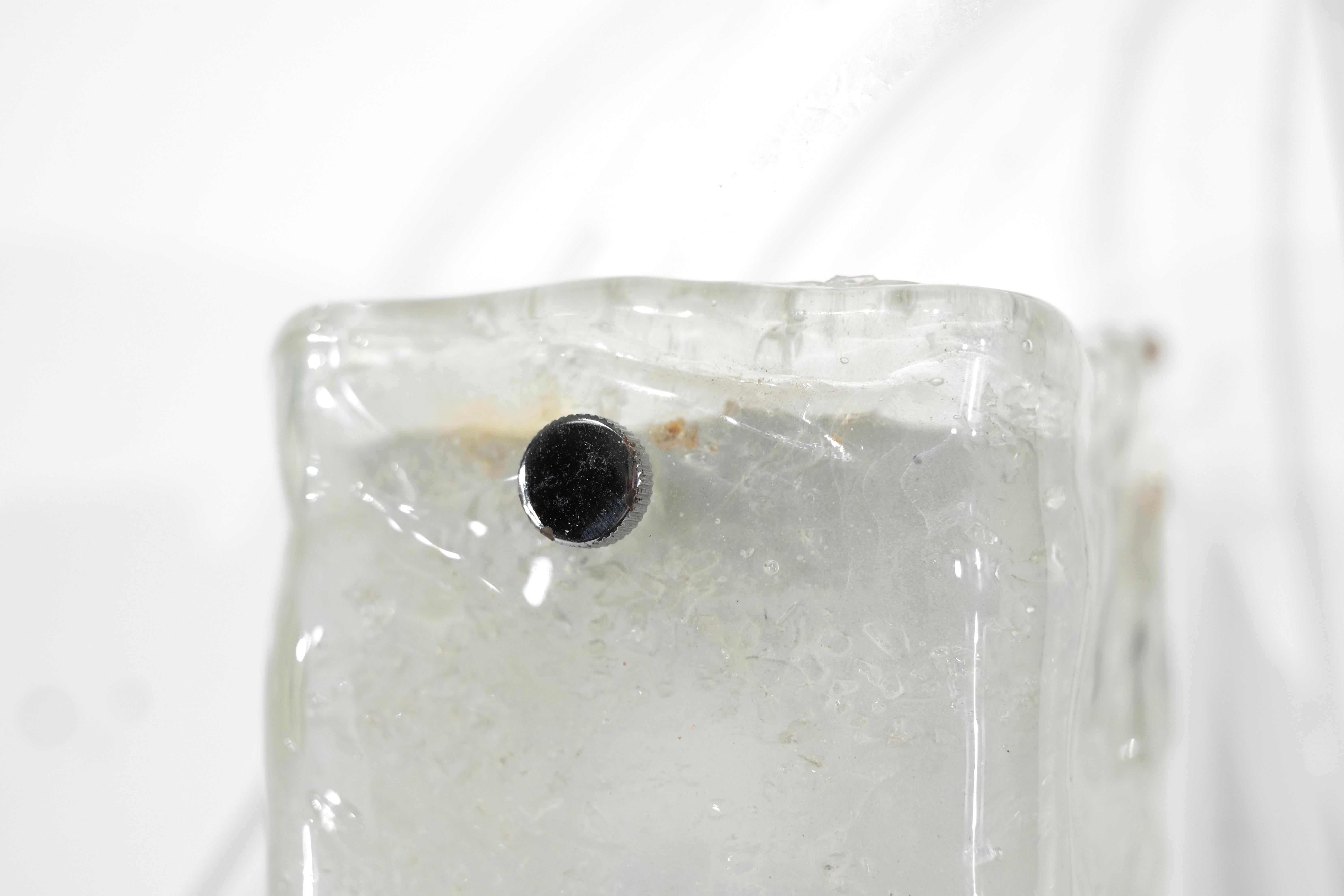 Großes Paar Wandleuchten aus Murano-Glas, Italien 1970er Jahre. im Angebot 4