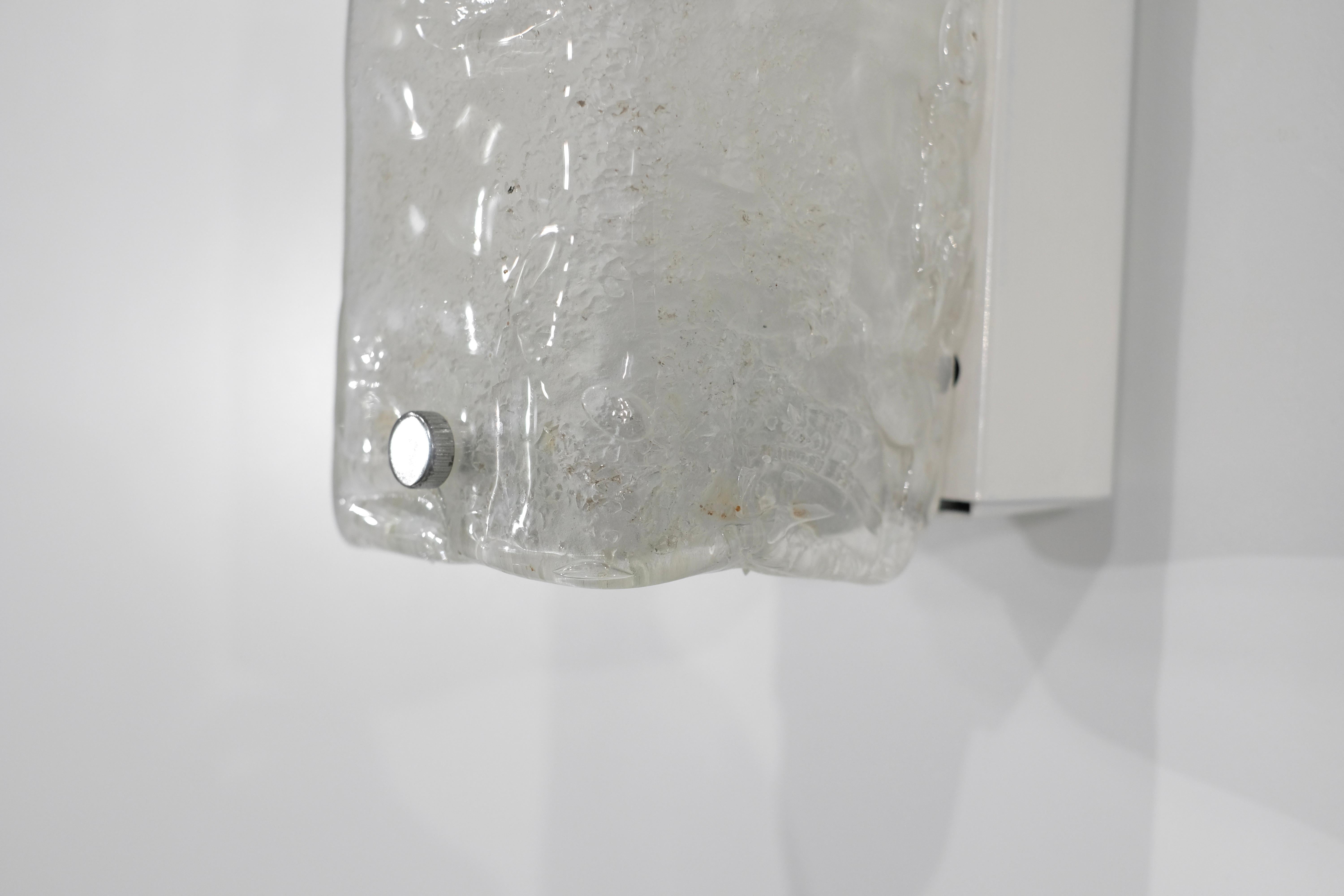 Großes Paar Wandleuchten aus Murano-Glas, Italien 1970er Jahre. im Angebot 6