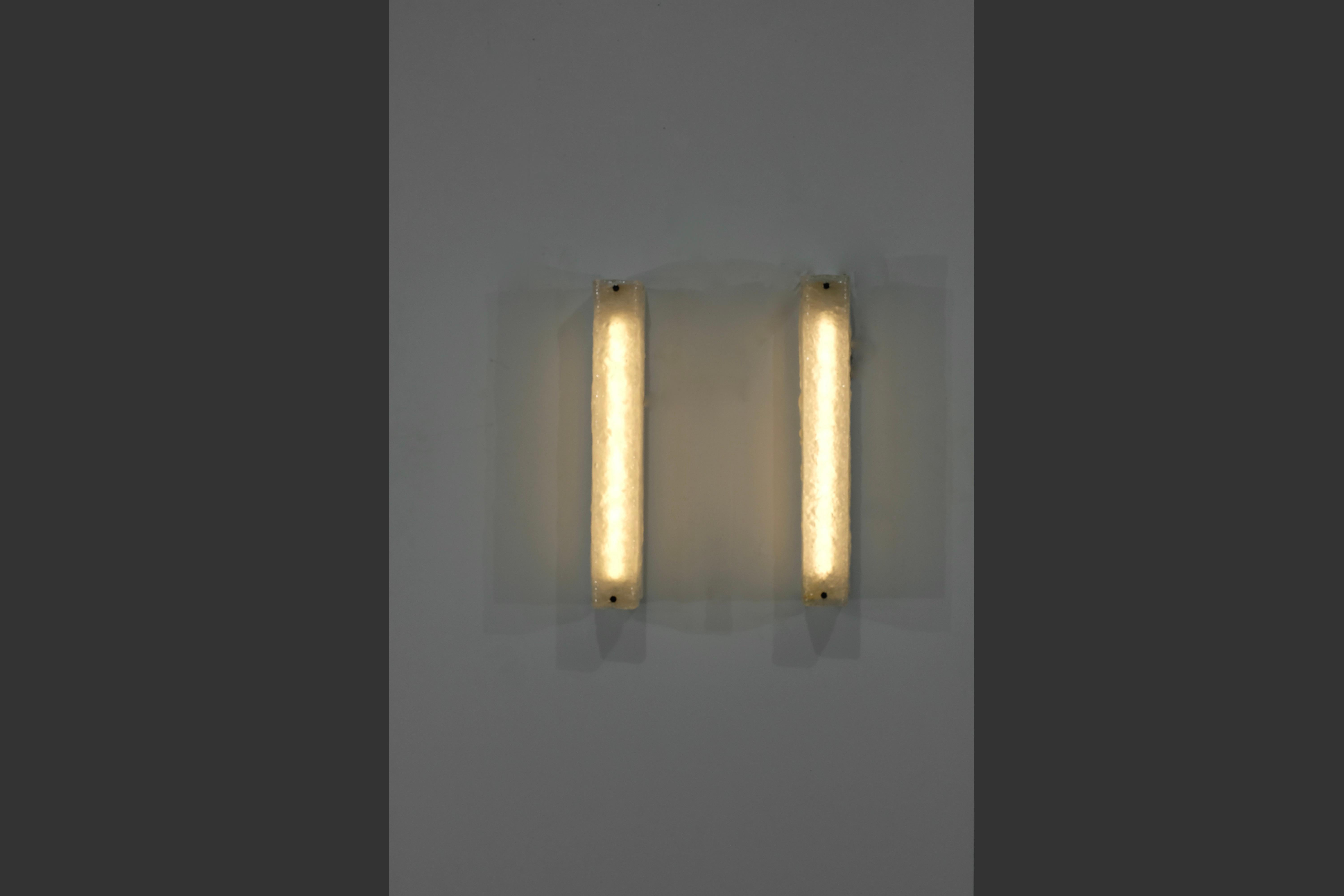 Großes Paar Wandleuchten aus Murano-Glas, Italien 1970er Jahre. im Zustand „Gut“ im Angebot in Lot/Drogenbos, BE