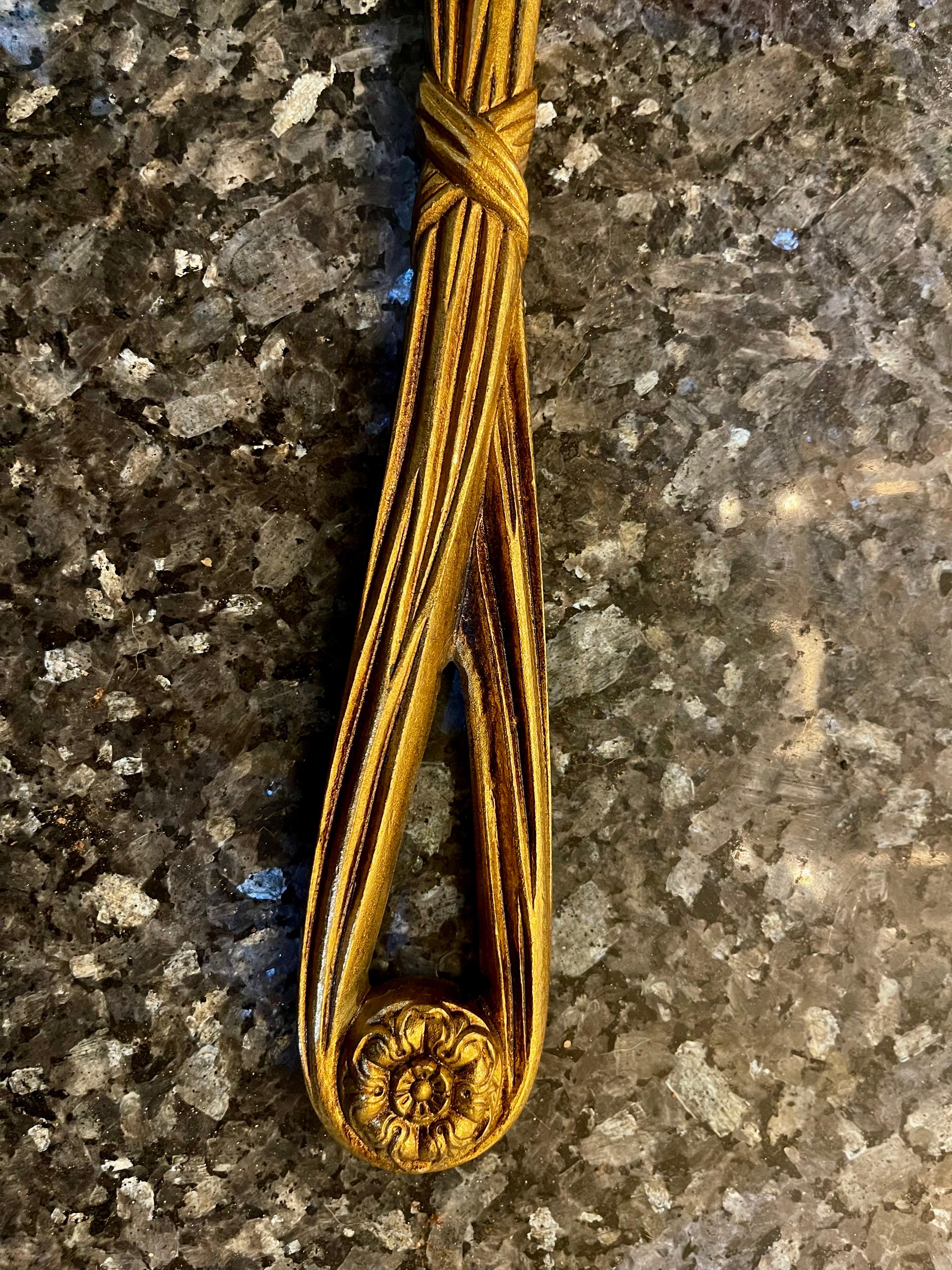 Gran Pareja de Apliques de Bronce Estilo Francés Luis XVI Siglo XX en venta 1