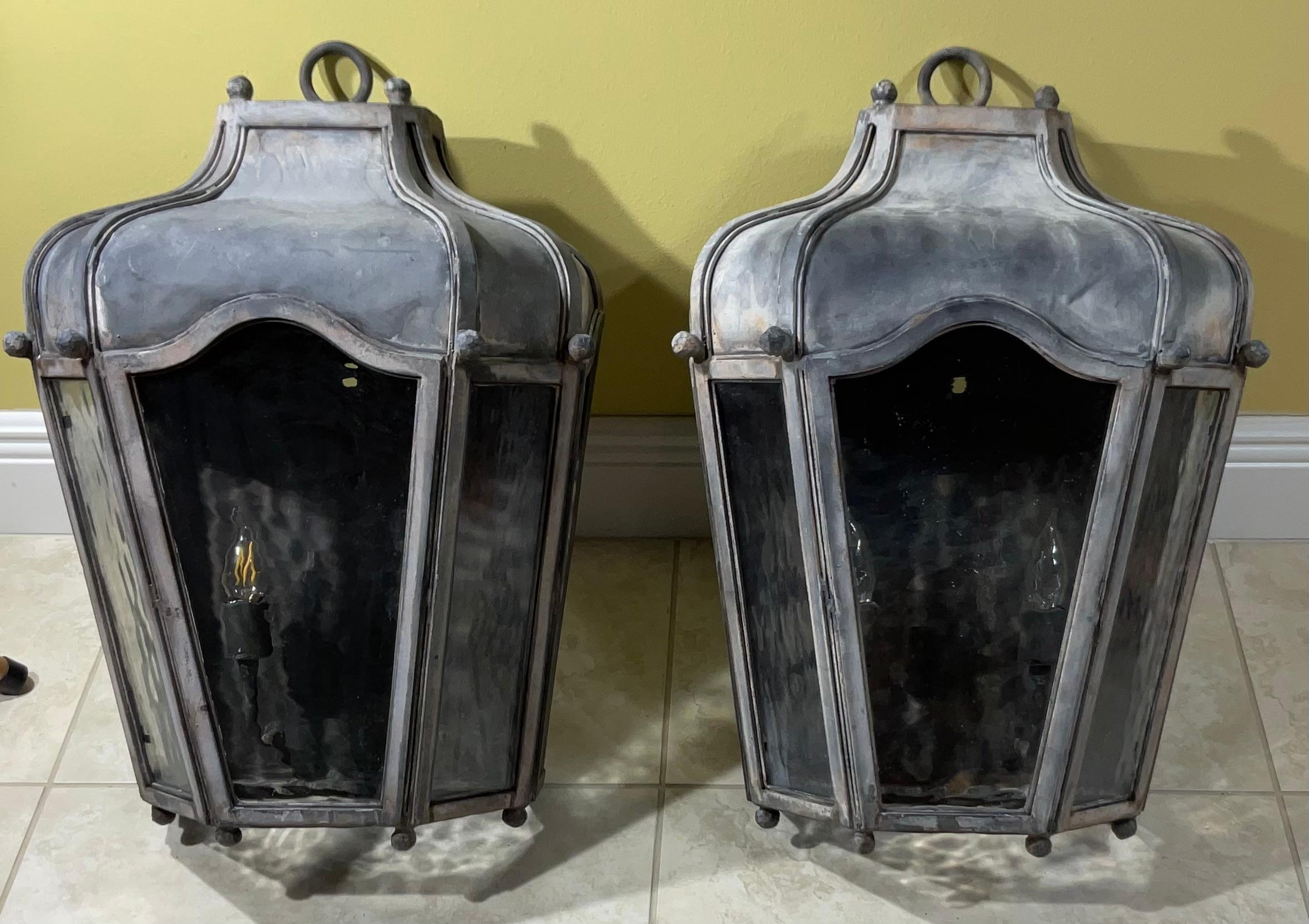 Large Pair Of Wall Sconces / Wall Lantern  In Good Condition In Delray Beach, FL