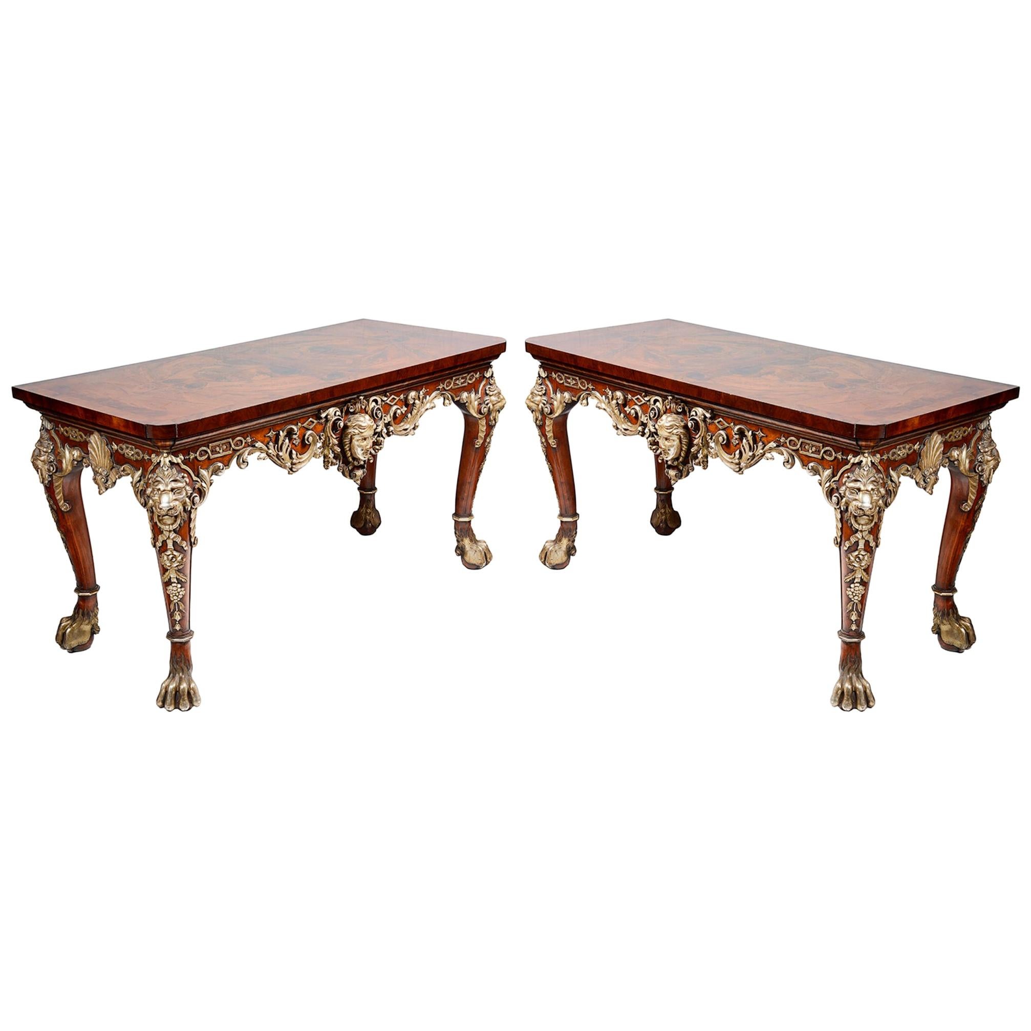 Grande coppia di tavoli da console in stile William Kent