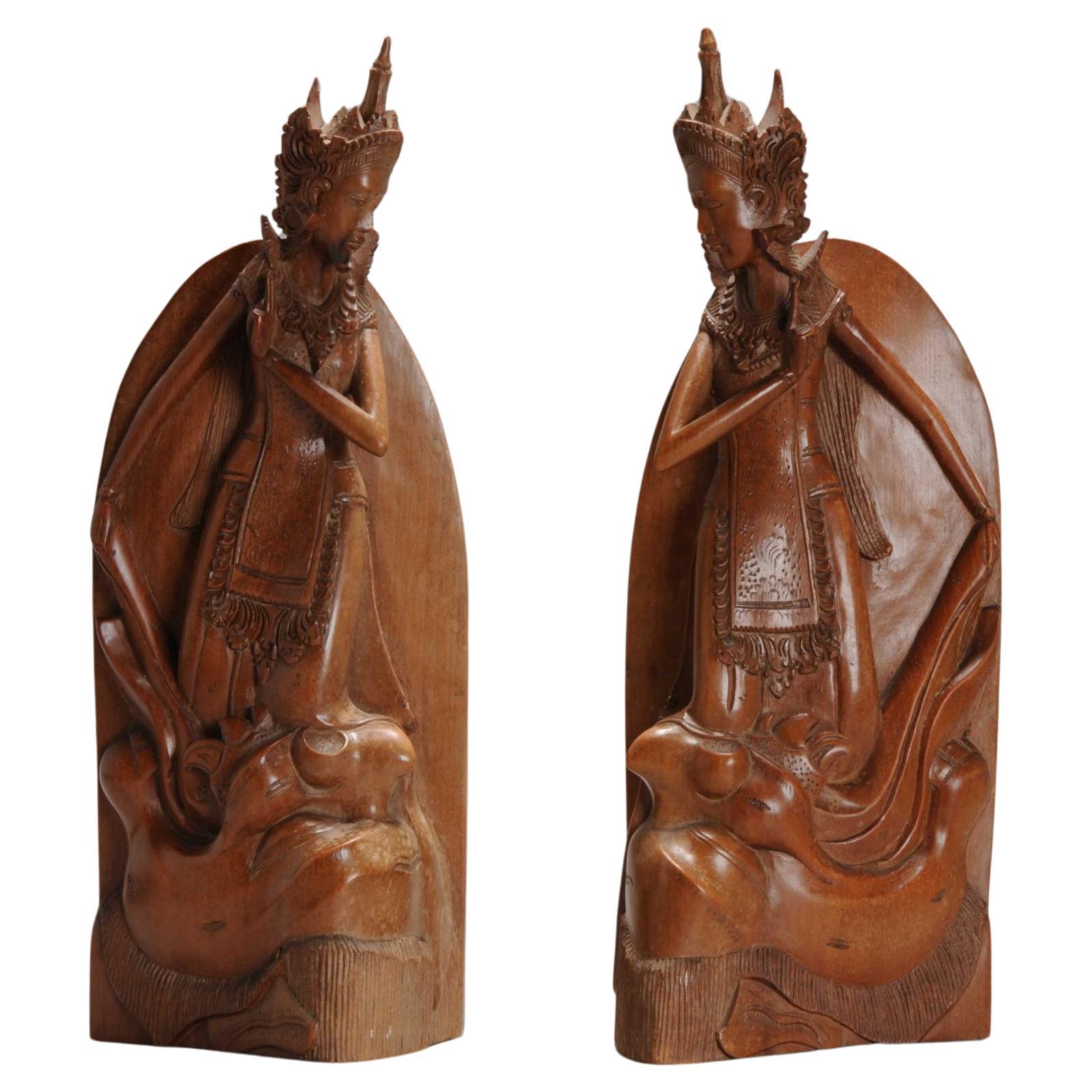 Large Pair of Wooden Indonesian Carved Bookstand Top Quality CArving