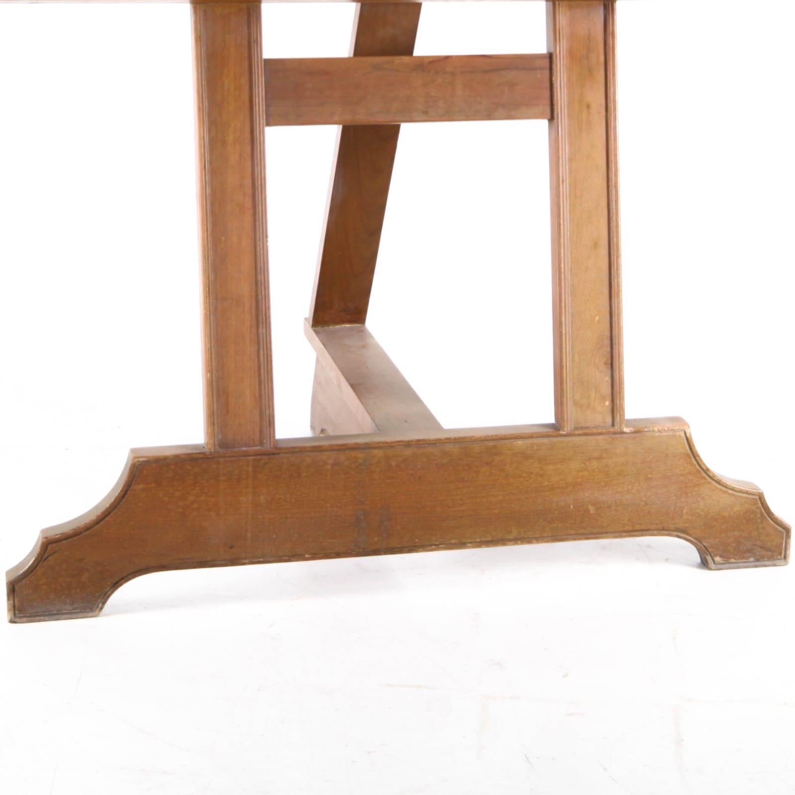 Pareja grande de vitrinas de madera principios del siglo XX en venta