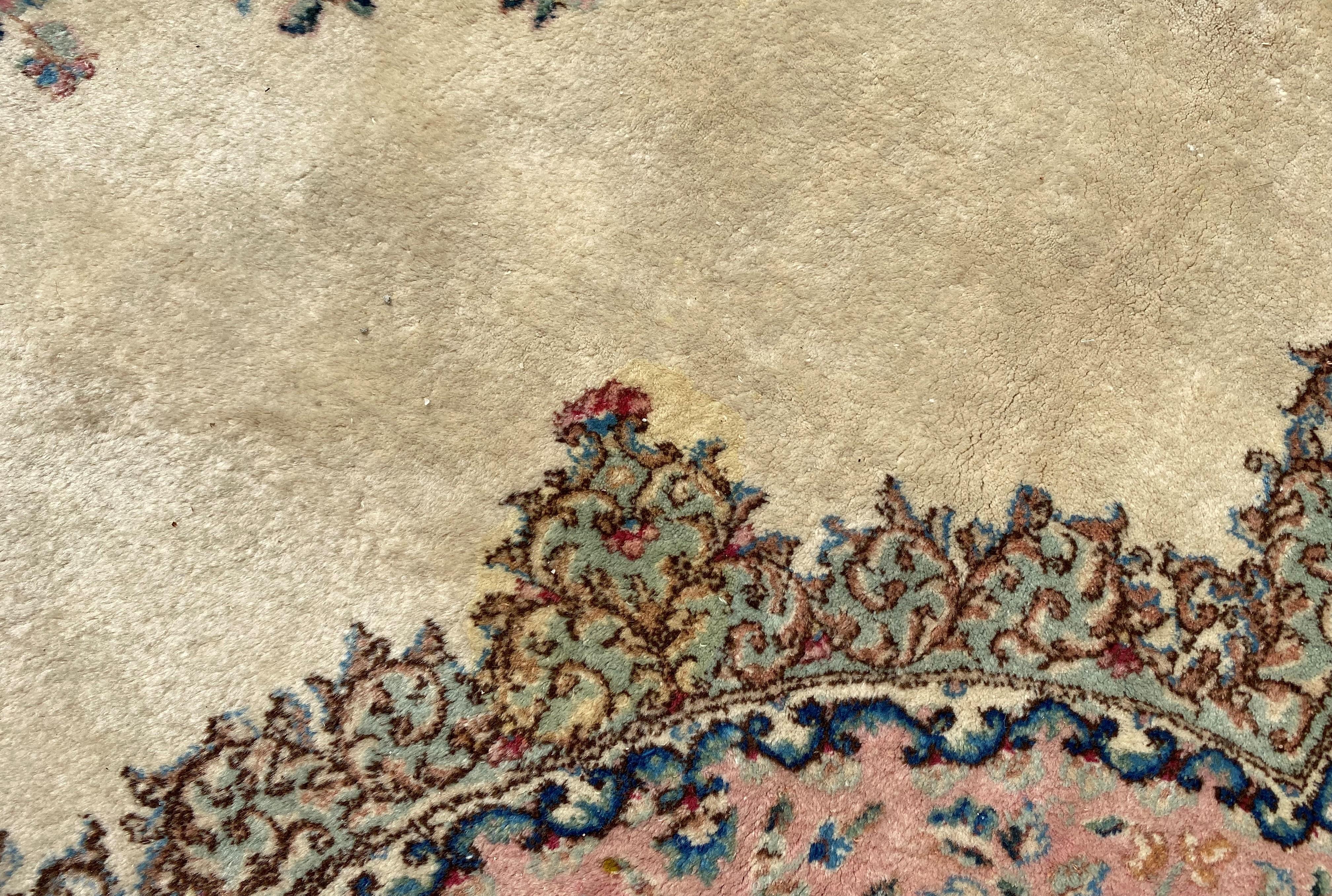 Grand tapis Lavar Kerman de taille palais en vente 5