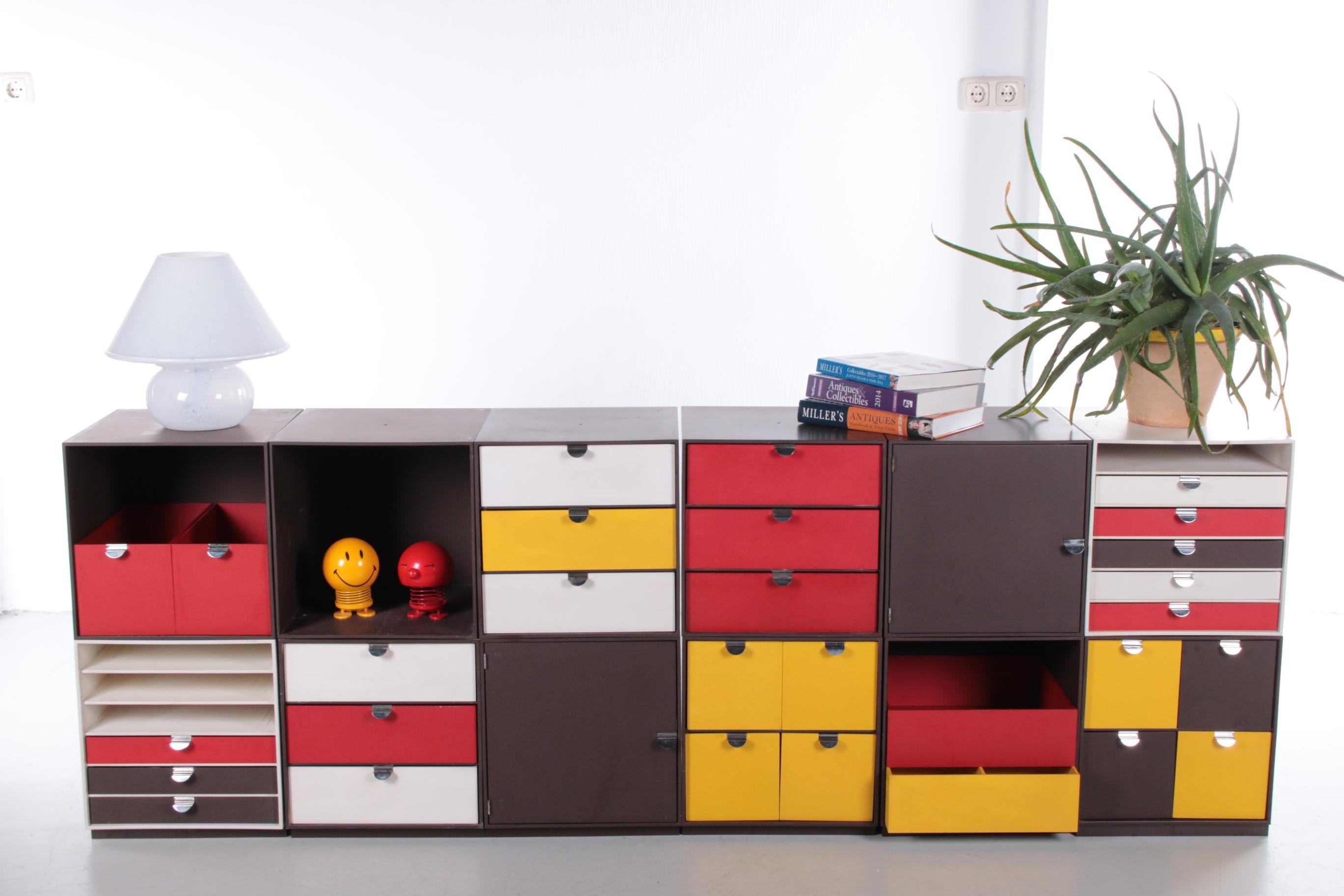 Large Palaset wall unit by Ristomatti Ratia for Marimekko, 1970s For Sale 4