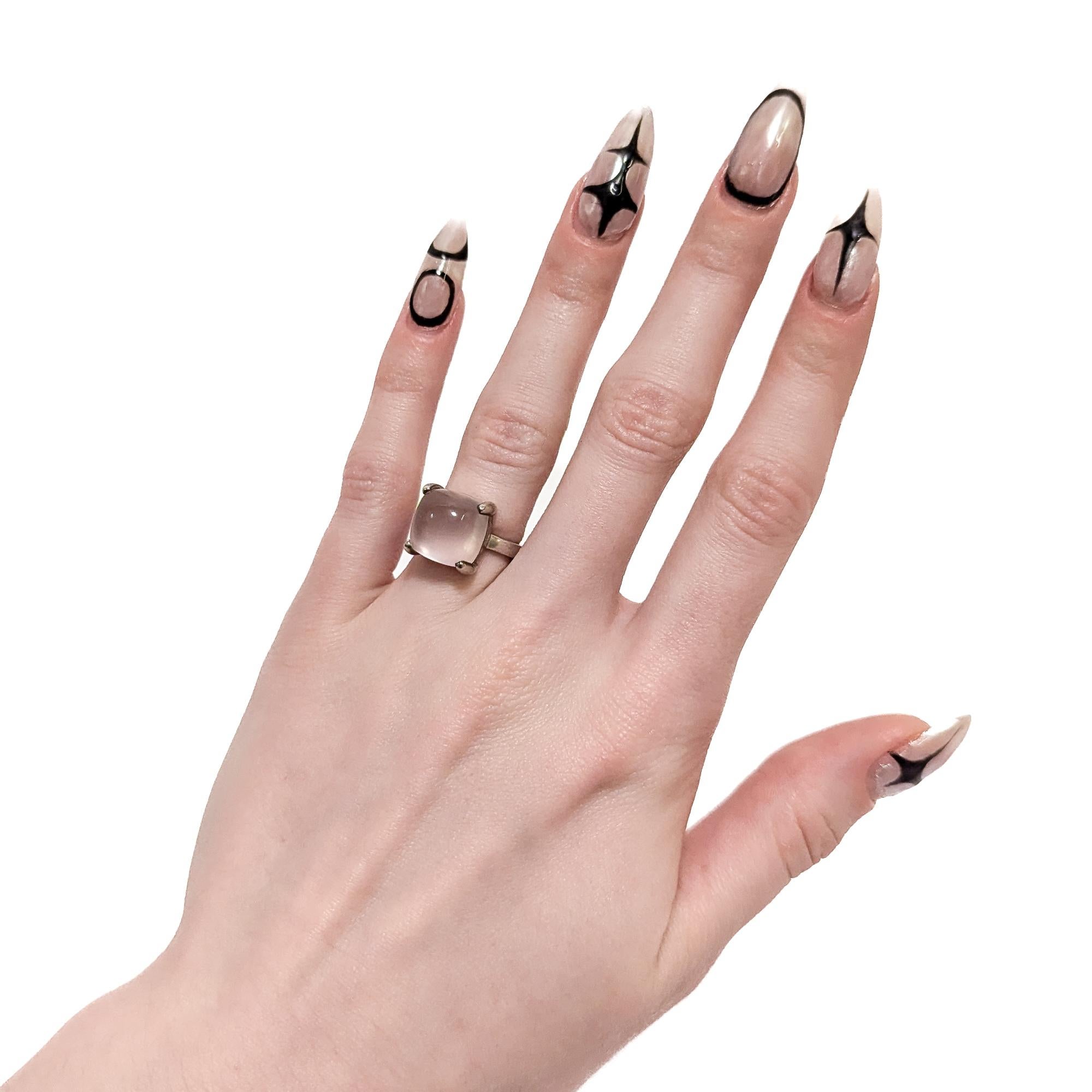 Moderno Anello grande Paloma Picasso Tiffany in argento sterling e quarzo rosa a scaglie in vendita