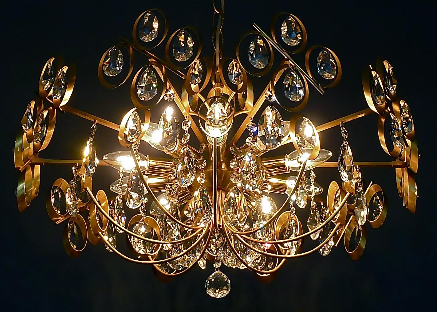 Large Palwa Gilt Brass Faceted Crystal Glass Sputnik Chandelier Palme 1960s For Sale 13