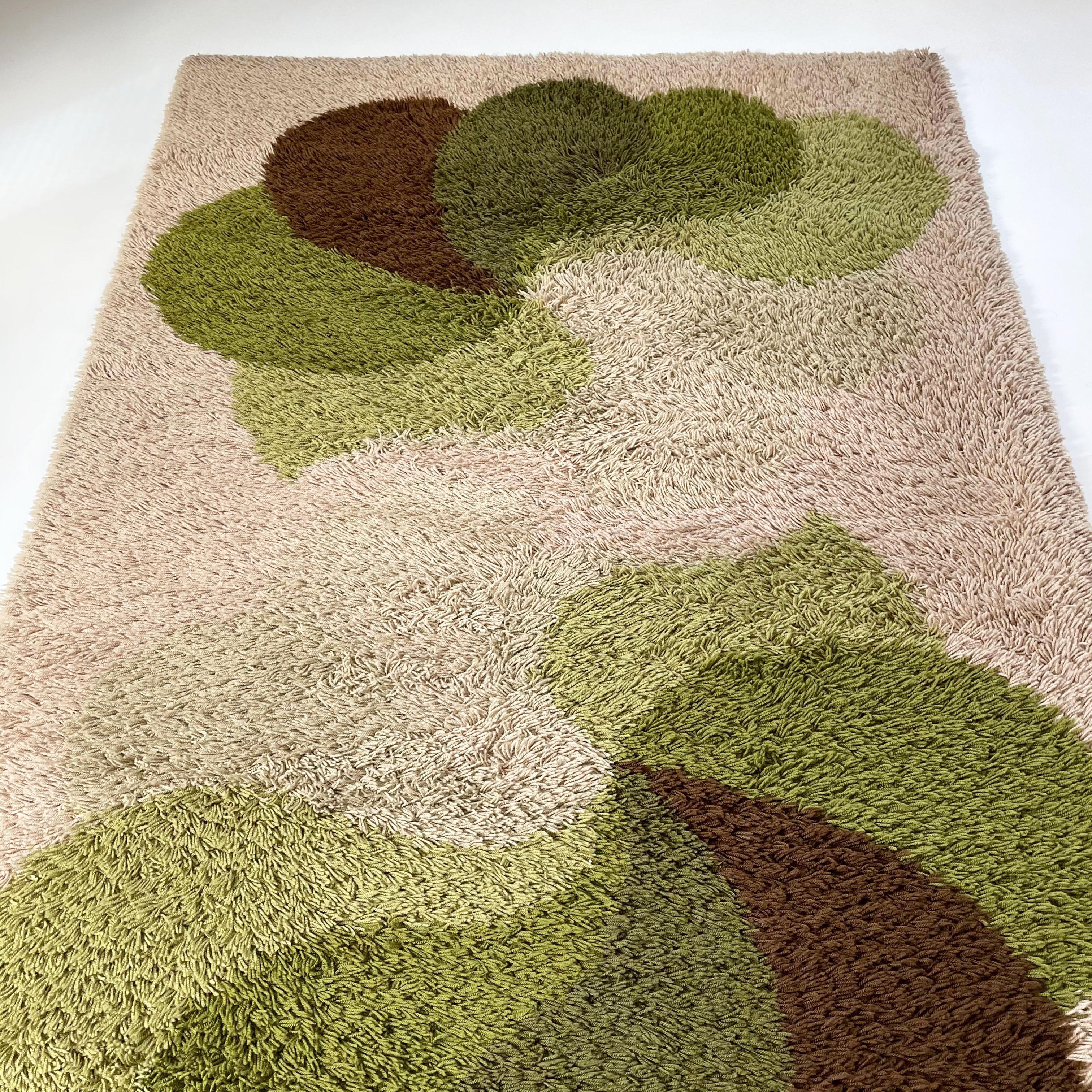 Large Panton Style Multi-Color High Pile Rya Rug by Desso Netherlands, 1970s For Sale 2