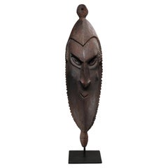 Grand masque fort visage de la rivière Sepik de Papouasie-Nouvelle-Guinée