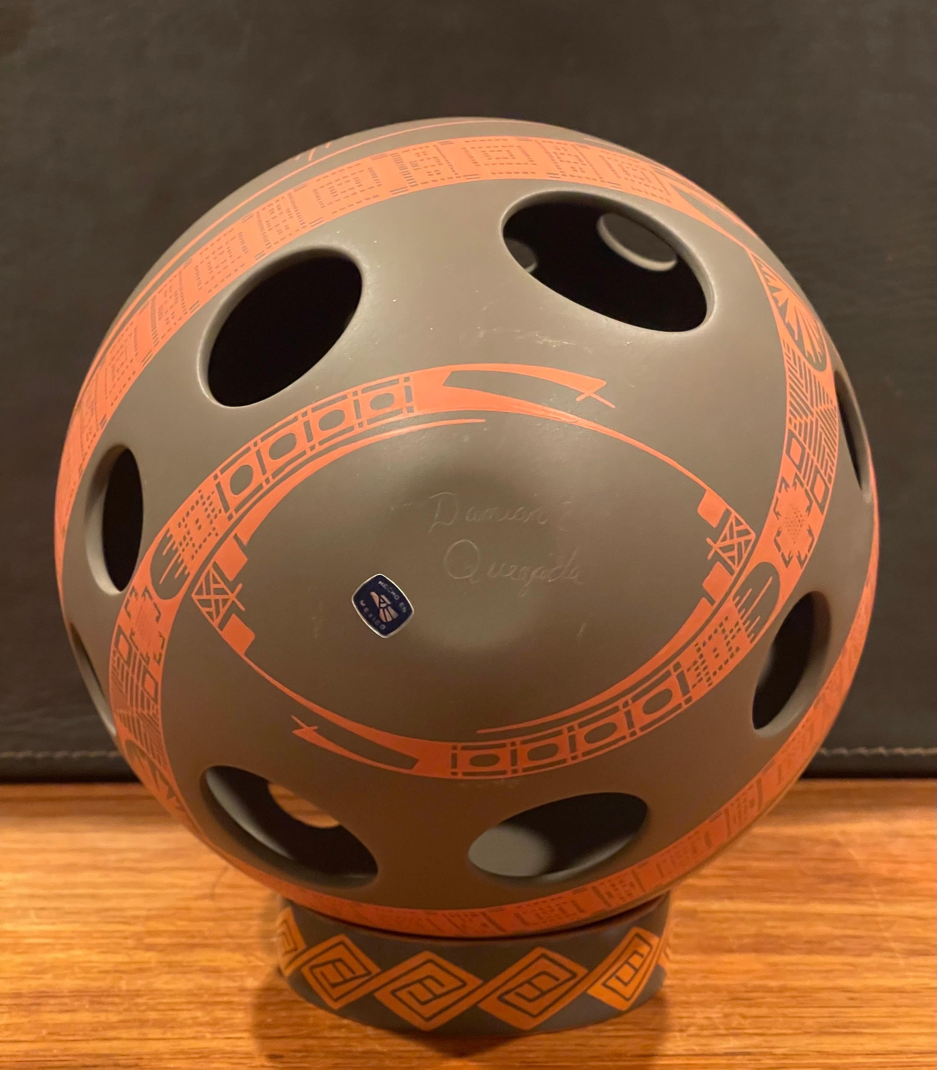 Grand pot / Olla « Paquime Pottery » de Damian E. Quezada pour Mata Ortiz en vente 2