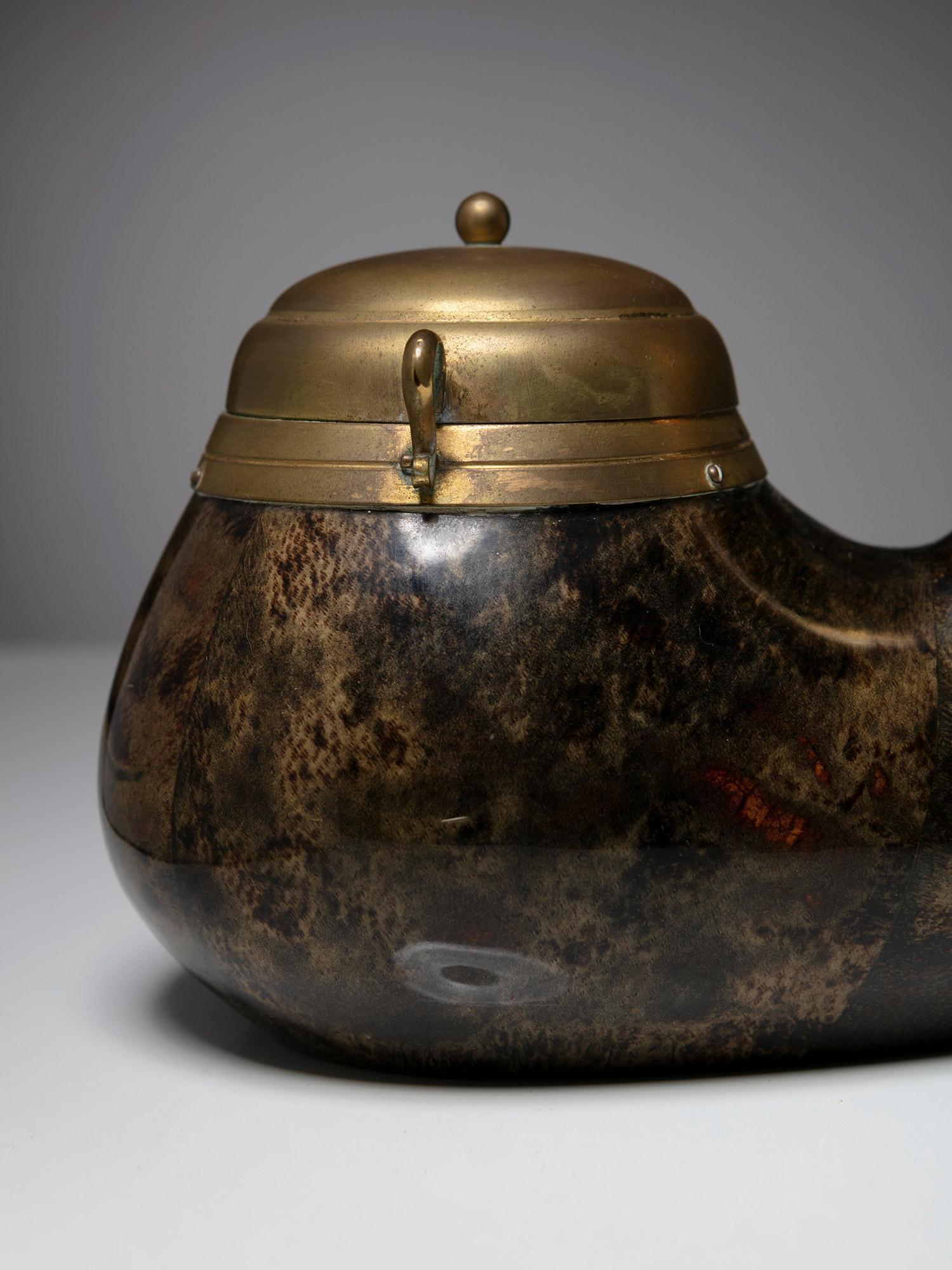 Large Parchment  and Brass Pipe Shaped Box by Aldo Tura for Macabo, Italy, 1950s In Good Condition For Sale In Milan, IT