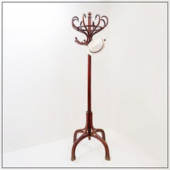 Large "Parrot" bentwood coat stand in the Thonet style – Early 20th century