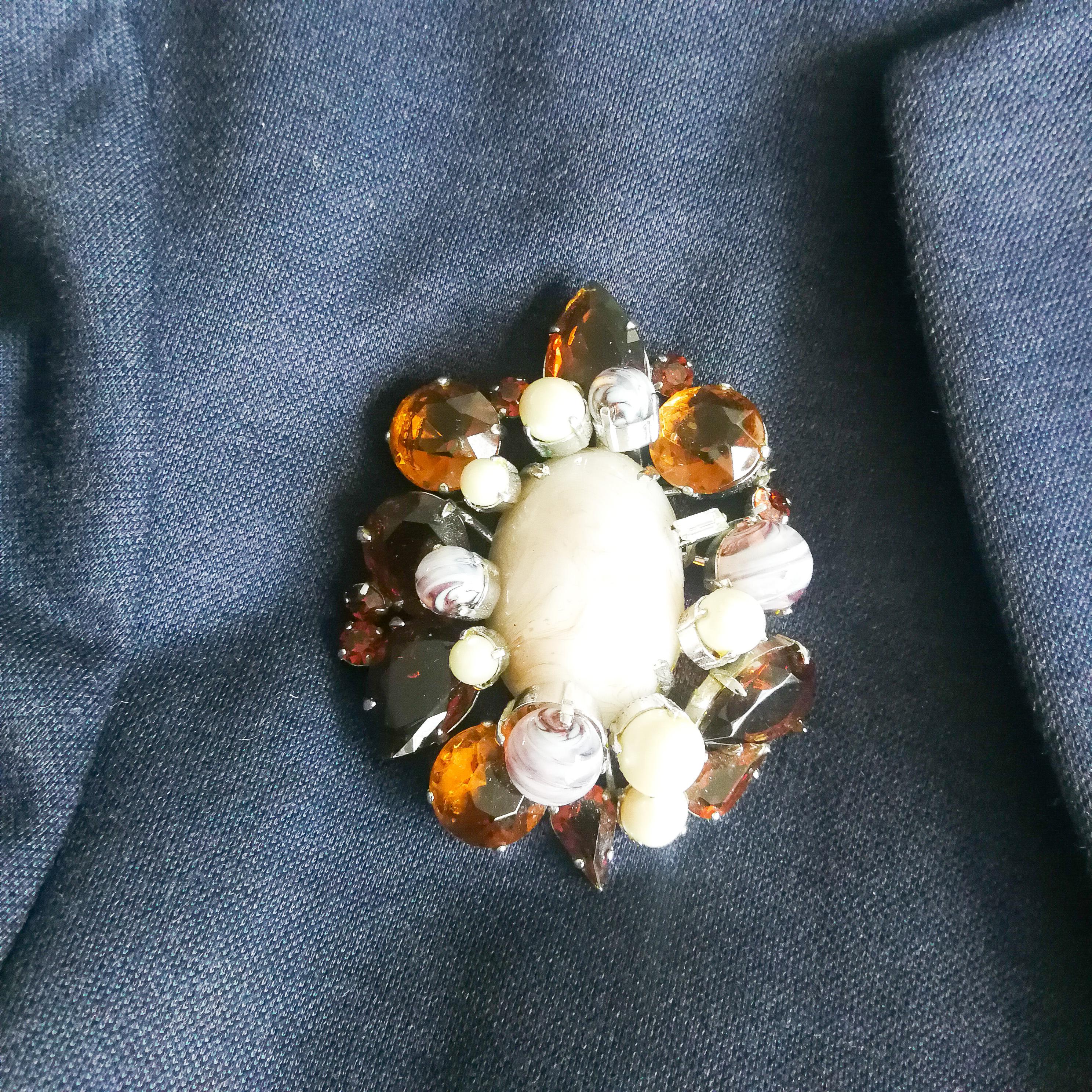 Large paste, marbled paste and pearl brooch, Christian Dior, dated '1960'. 3