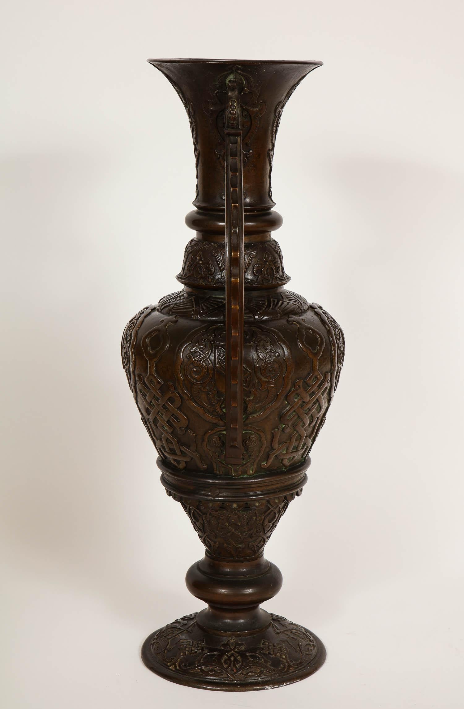 Large Patinated Bronze Alhambra Islamic Vase Made for the Islamic Market For Sale 3