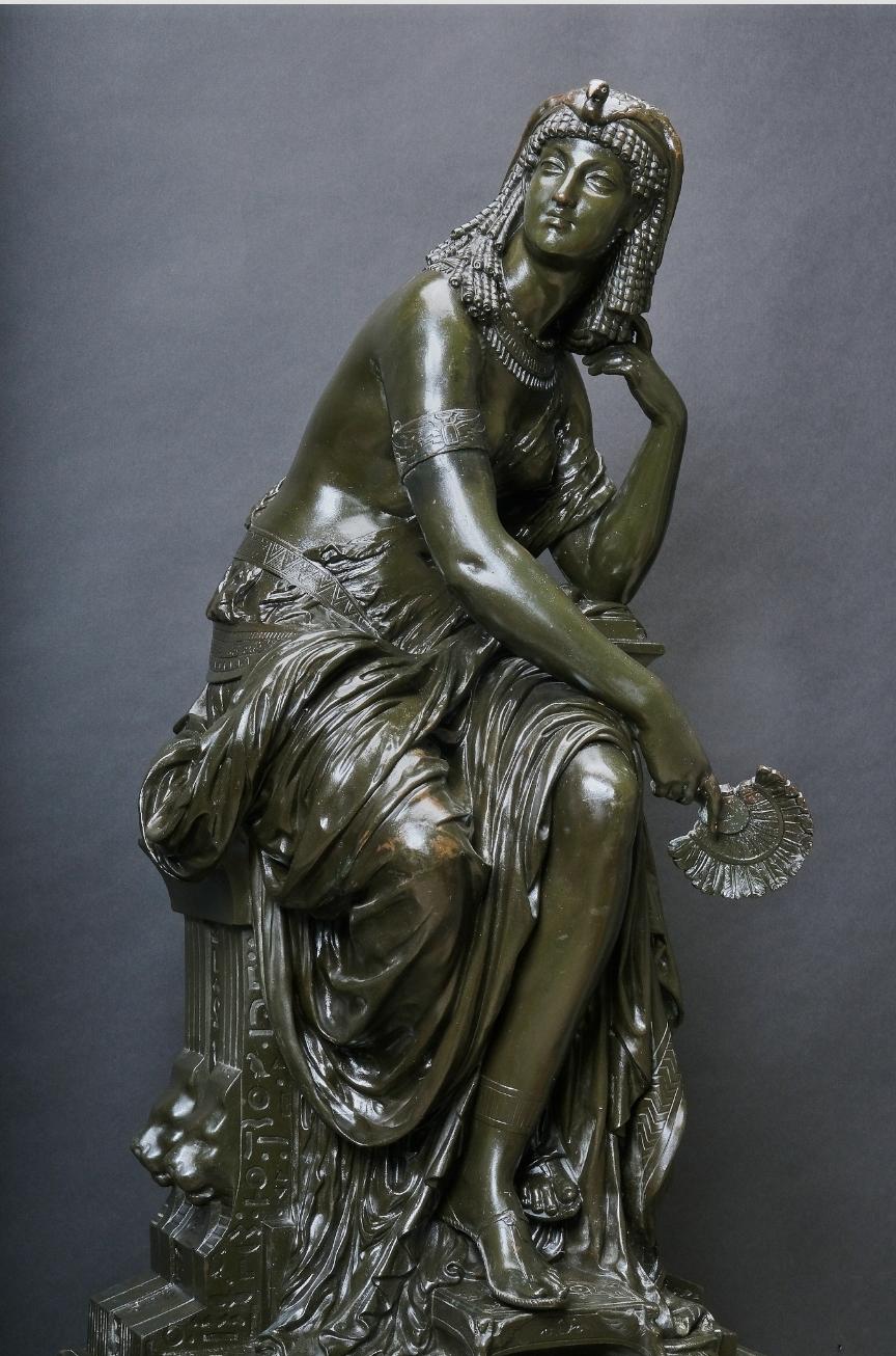 French Large patinated bronze statue of Cleopatra, M.Moreau, France 19th century For Sale