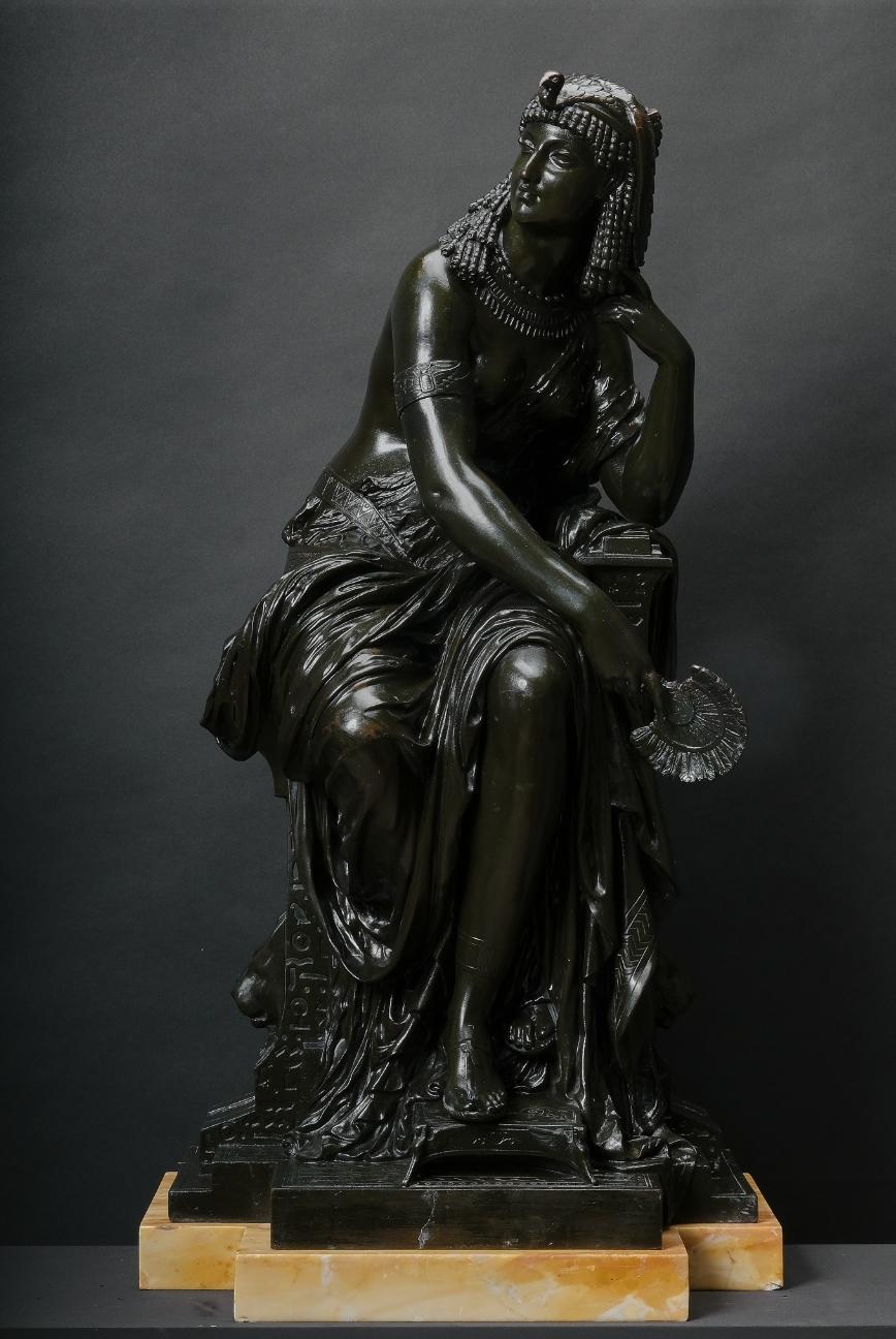Bronze Large patinated bronze statue of Cleopatra, M.Moreau, France 19th century For Sale