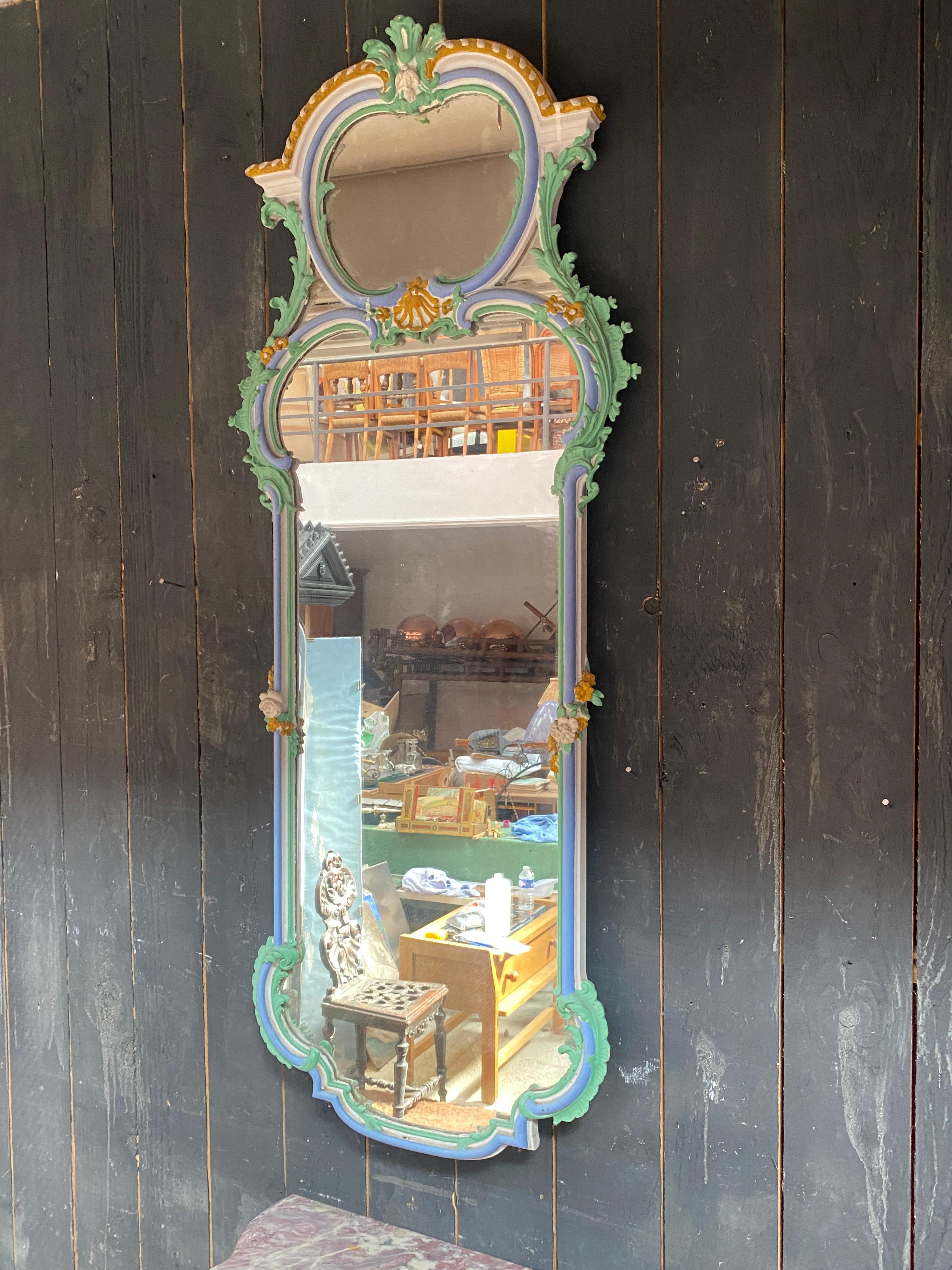 Hêtre Grand miroir patiné, fin du 19ème siècle, patine ancienne en vente