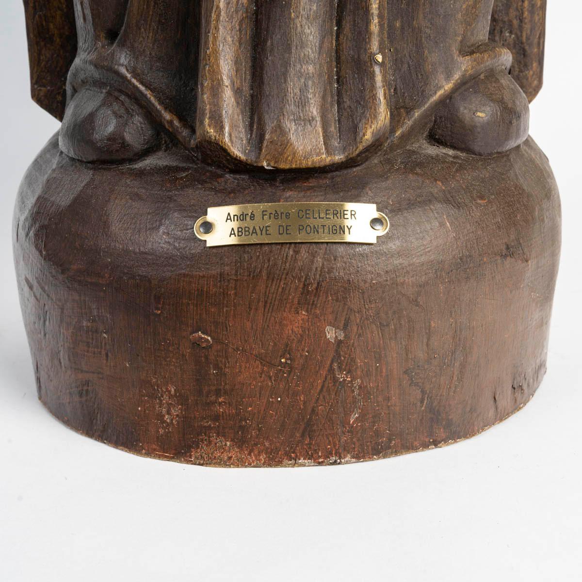 Gran escultura de madera maciza patinada, principios del siglo XX. en venta 2