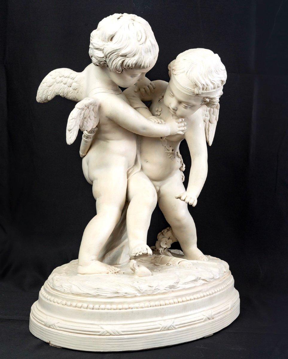Large Patinated Terracotta - Two Cupids Disputing A Heart After Emfalconet XIXth In Good Condition For Sale In CRÉTEIL, FR