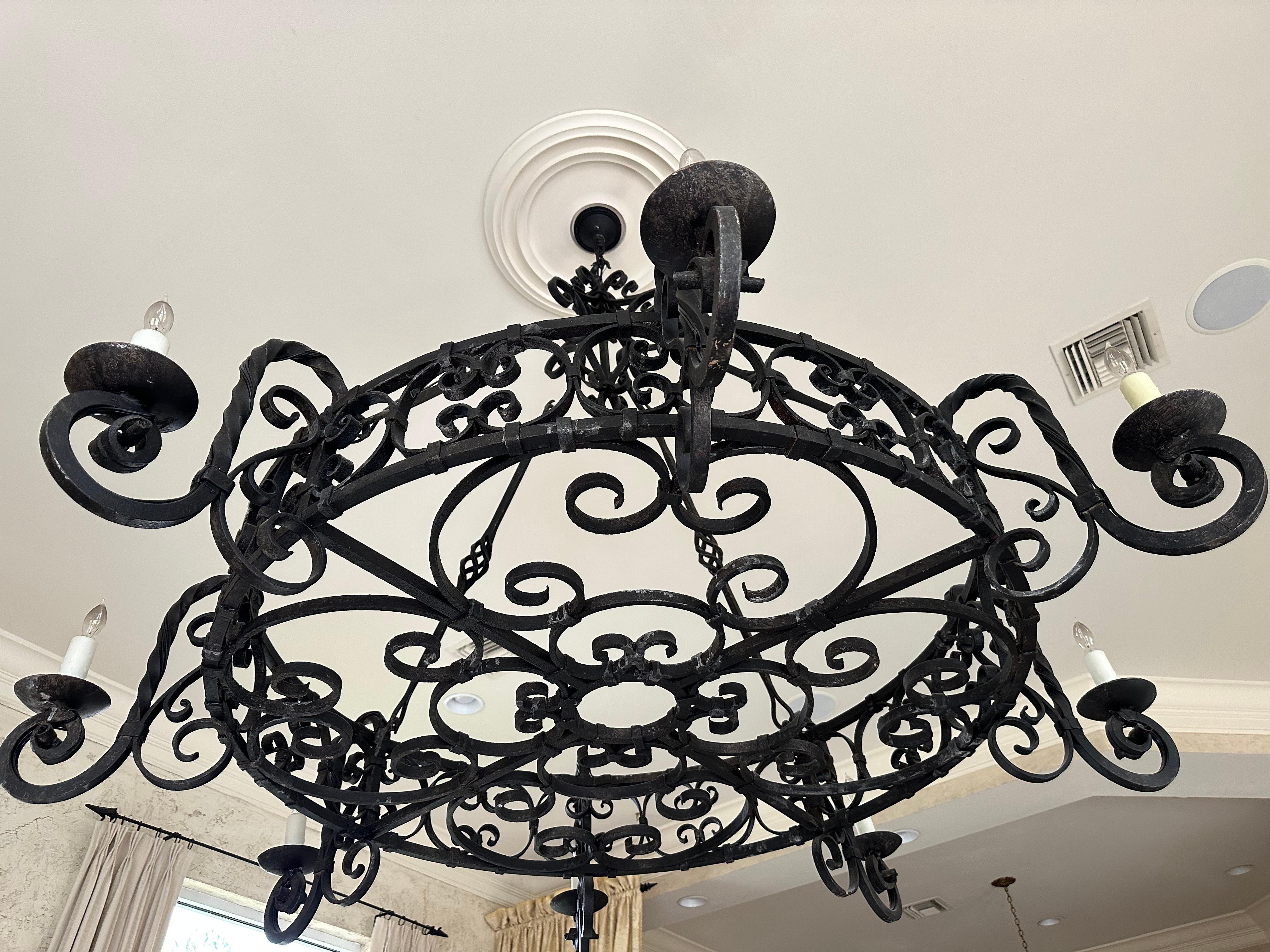 Large Patinated Wrought Iron Eight-Light Circular Chandelier  For Sale 1
