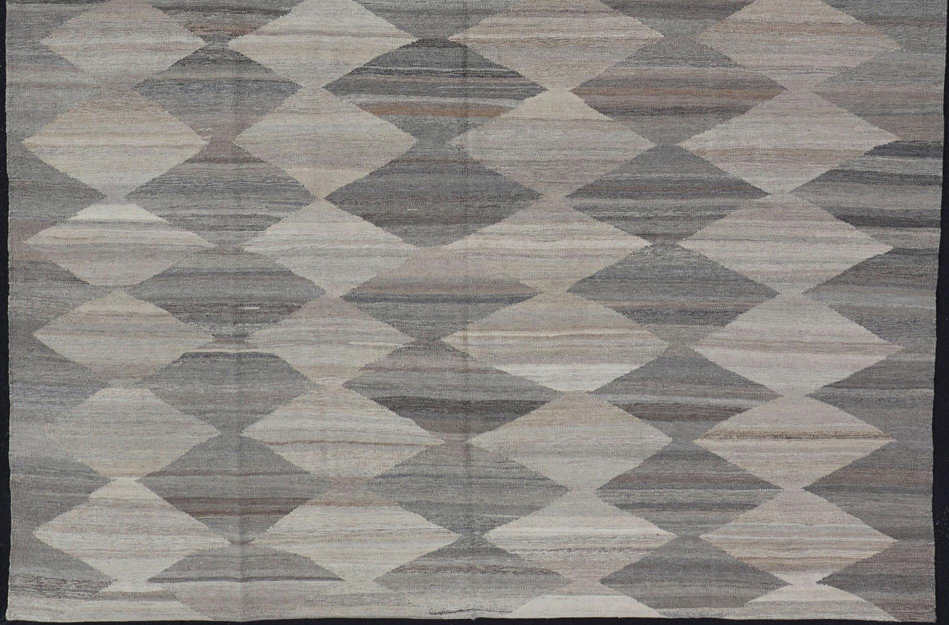 Hand-Woven Large Pattern with All-Over Modern Design Flat-Weave Kilim in Natural Tones  For Sale