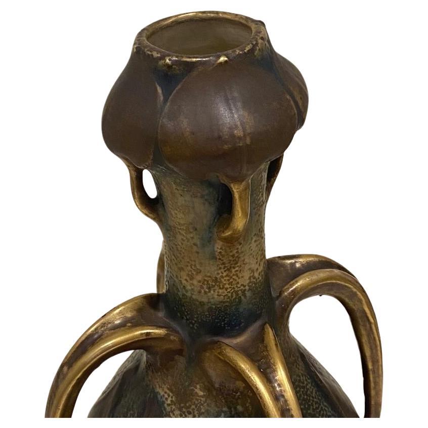 Autrichien   Grand Vase à Amphora à Nénuphars Art Nouveau Circa 1900 en vente