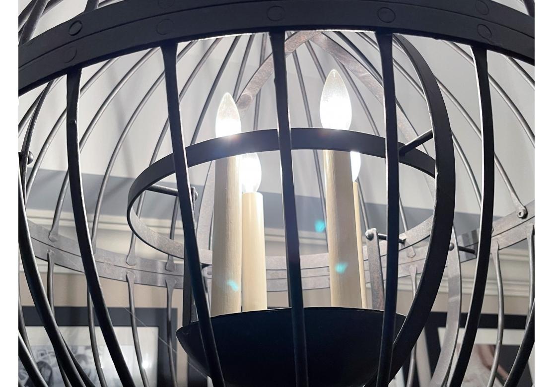Grande lampe suspendue sphérique en fer de Paul Ferrante en vente 4