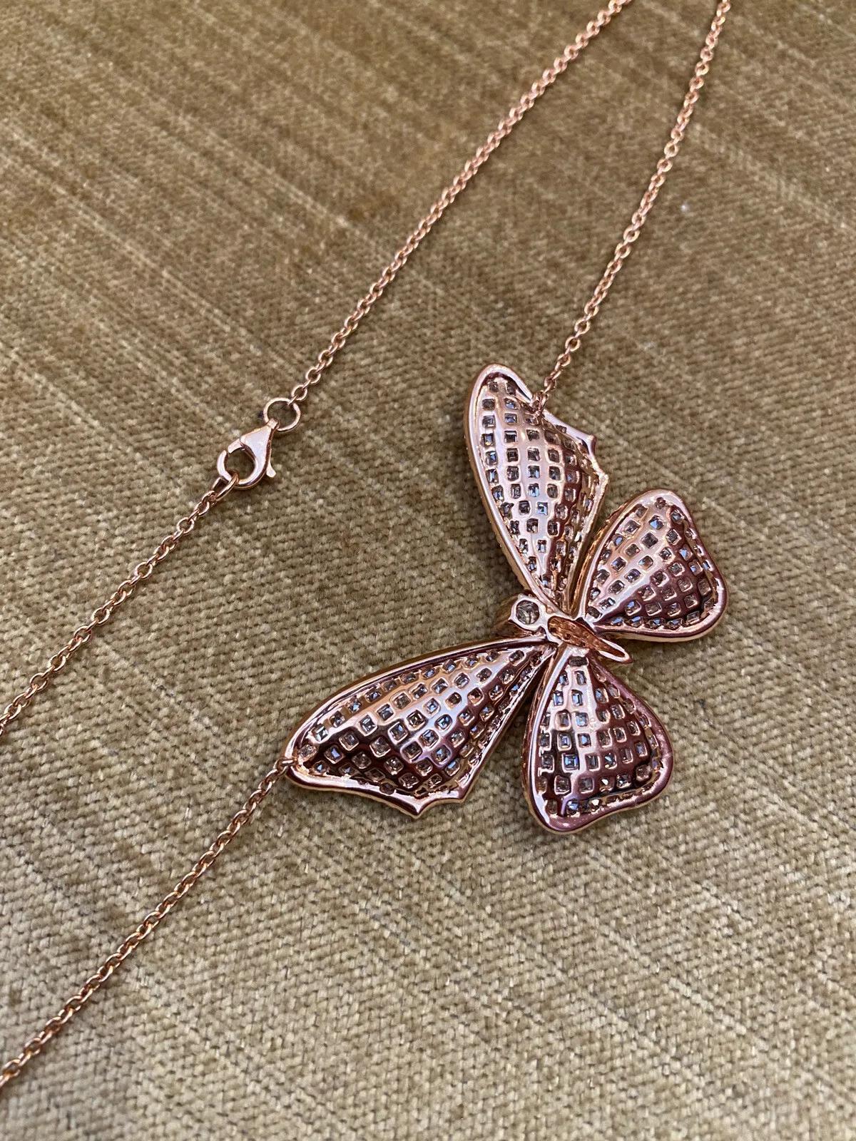Large Pavé Diamond Butterfly Pendant Necklace in 18k Rose Gold In Excellent Condition For Sale In La Jolla, CA
