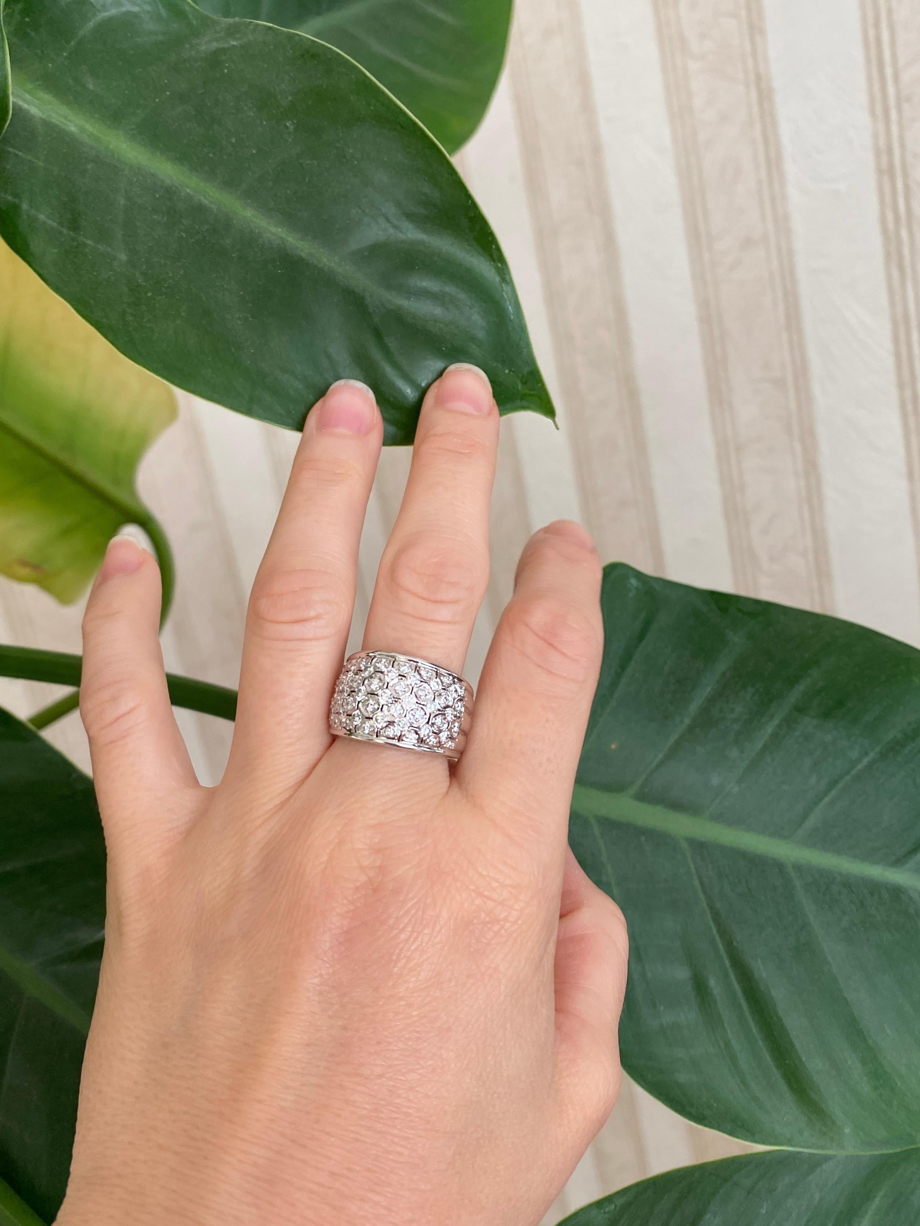 Großer Pave-Diamantring für Damen 1,30 Karat  Bandband 18 kt Weißgold 5