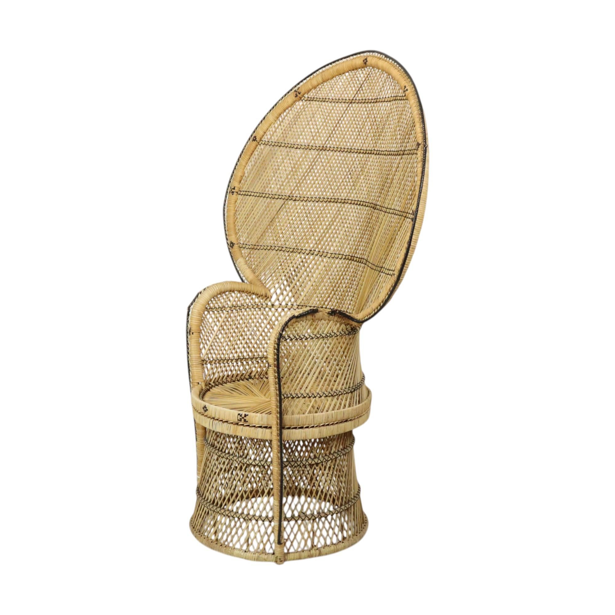 Großer Pfau Stuhl Rattan Emanuelle Stuhl XL Boho Style 149cm im Angebot 1