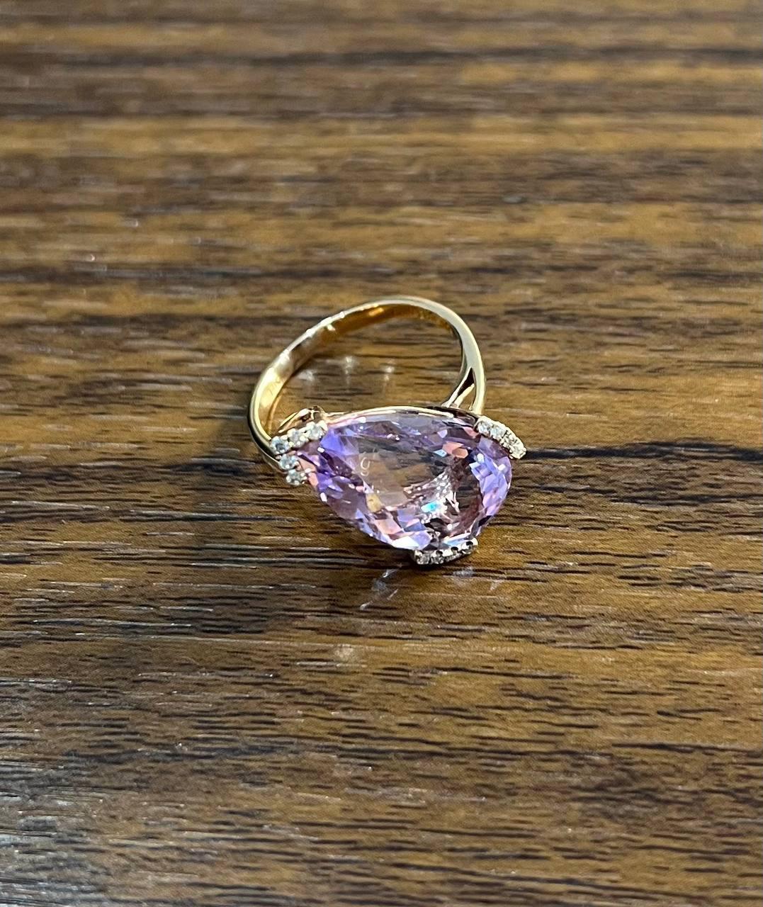 Women's Large Pear Teardrop Shape Light Violet Purple Amethyst Rose Gold Diamonds Ring For Sale