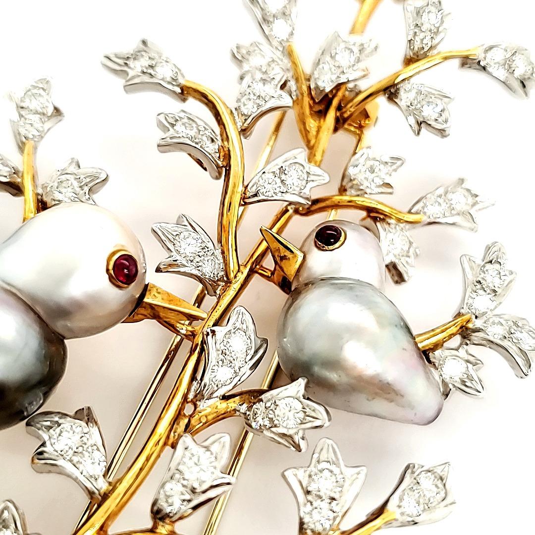 Grande épingle en perles et diamants 18 carats Unisexe en vente