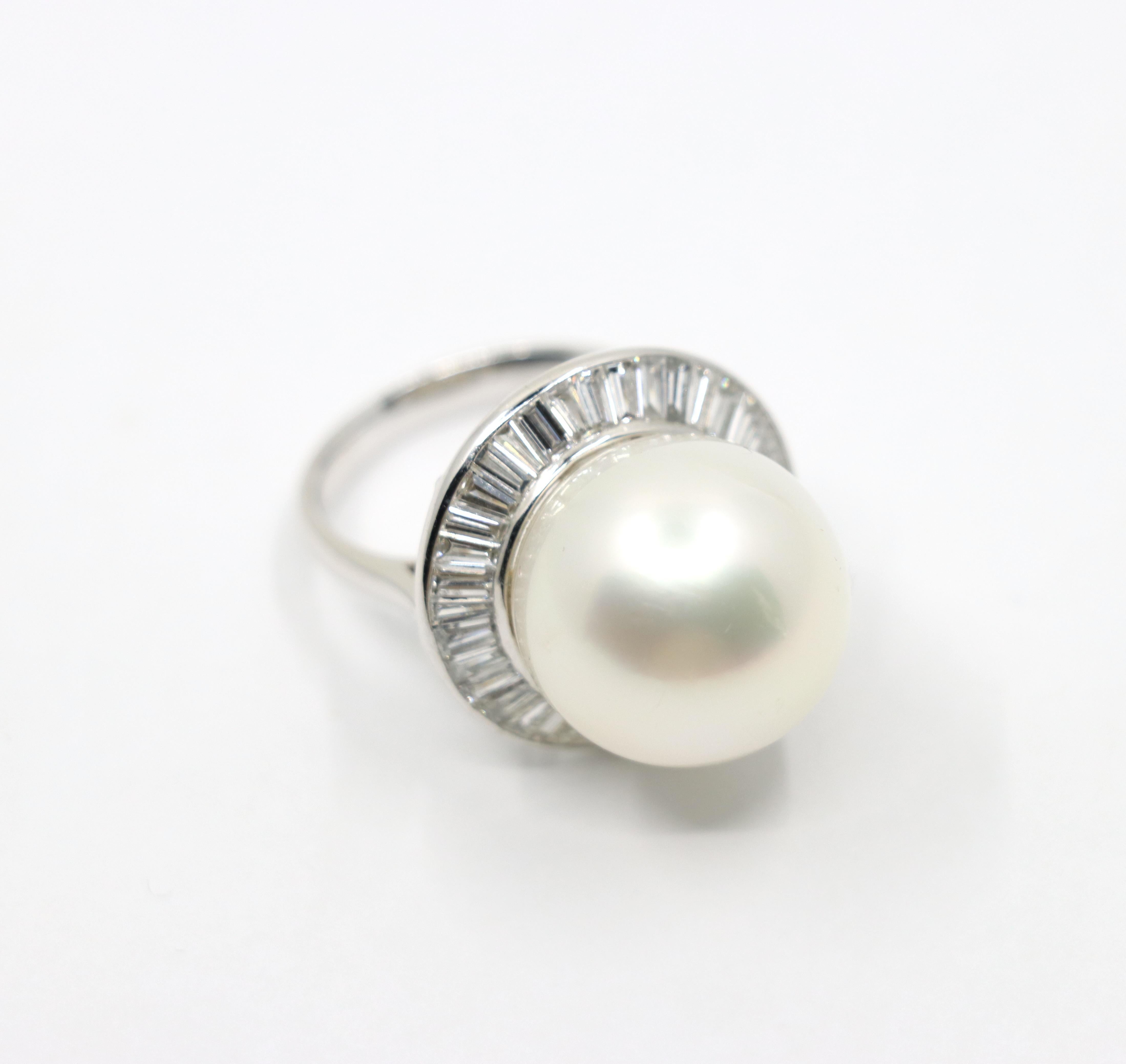 Women's or Men's Large Pearl Diamond Cocktail Ring For Sale
