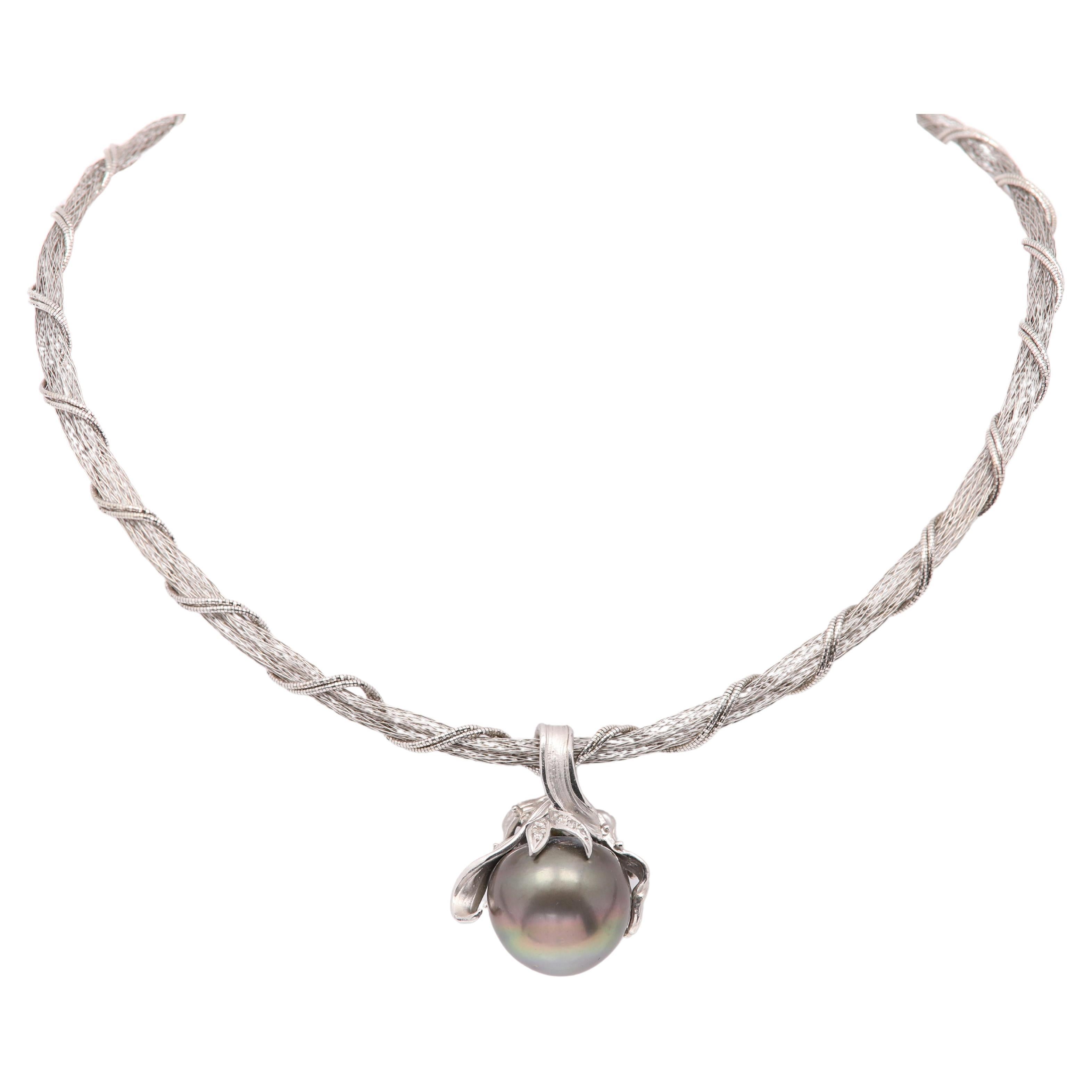 Large pearl Necklace 18 Karat White Gold and Platinum Large Grey South Sea Pearl For Sale