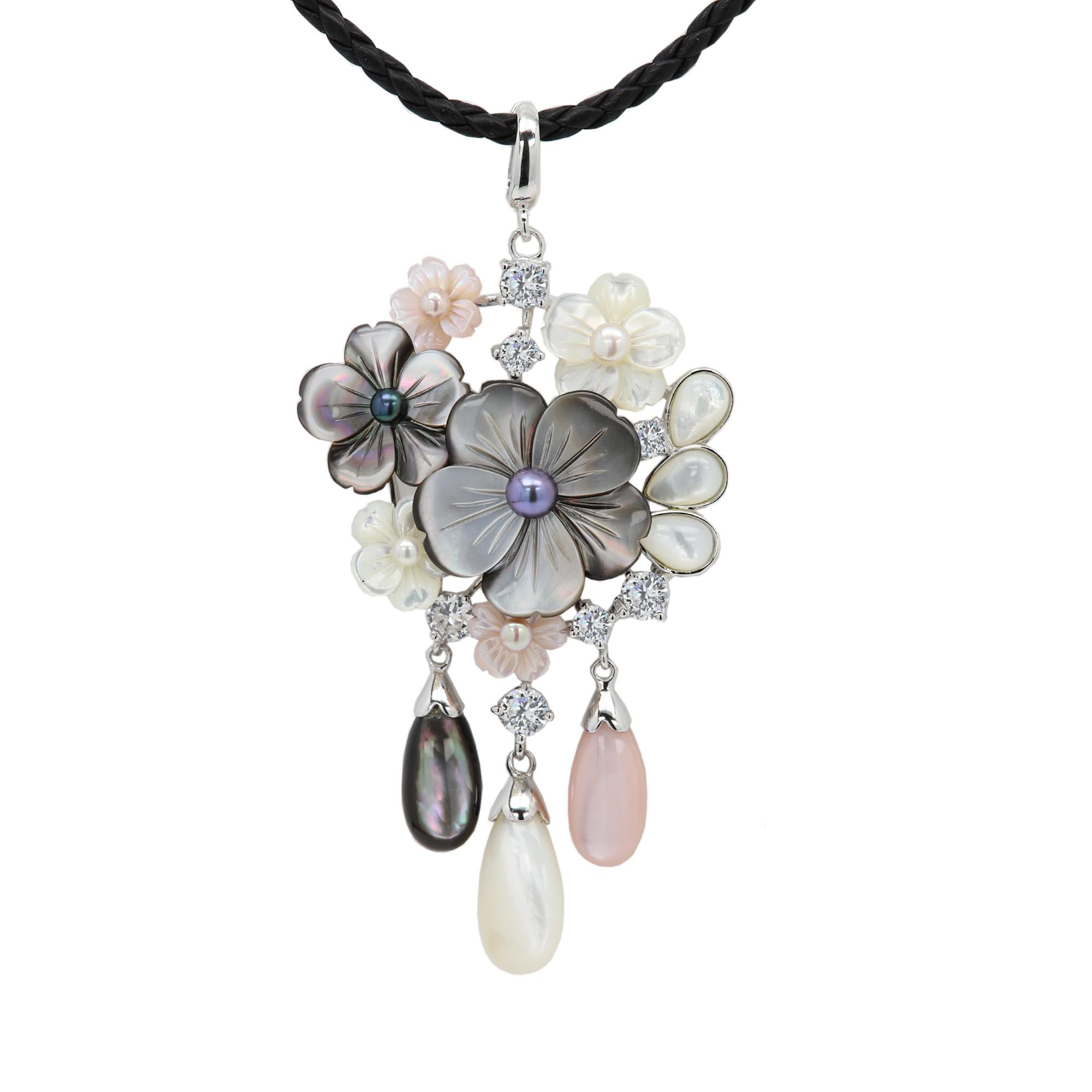 Large Pearl Necklace Mother of Pearl awesome flower Pendant sterling silver 925 For Sale 6