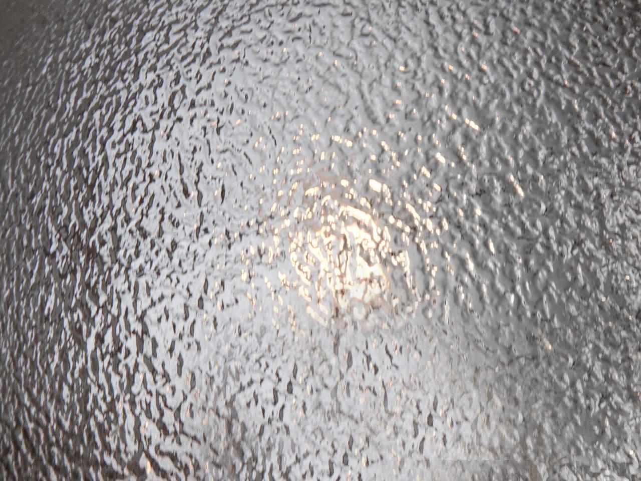 Luce a cupola per teatri in vetro con ciottoli di grandi dimensioni In condizioni buone in vendita a Peekskill, NY