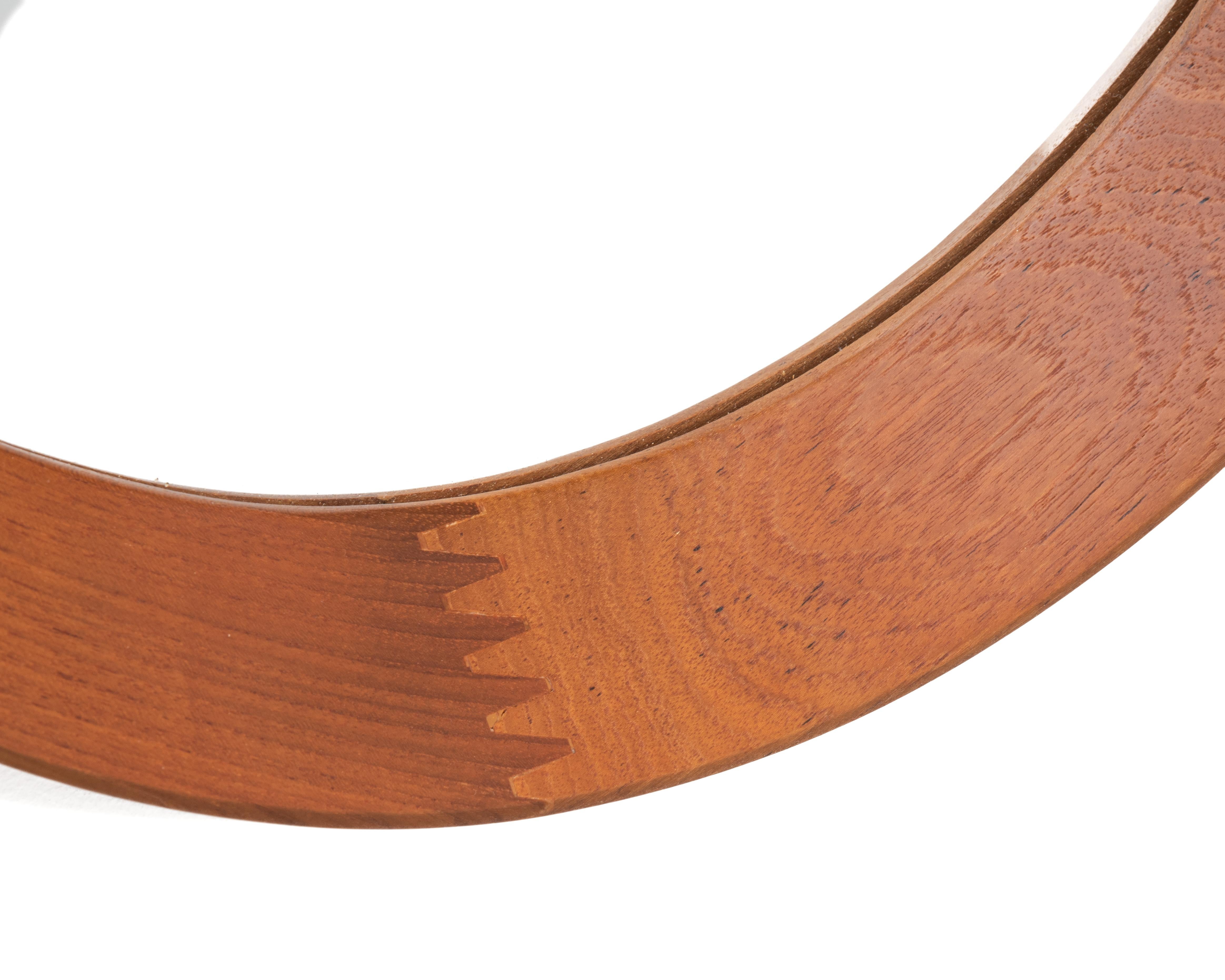 Miroir Grand miroir rond en teck massif danois Pedersen & Hansen Vibi J. Finger Joints en vente