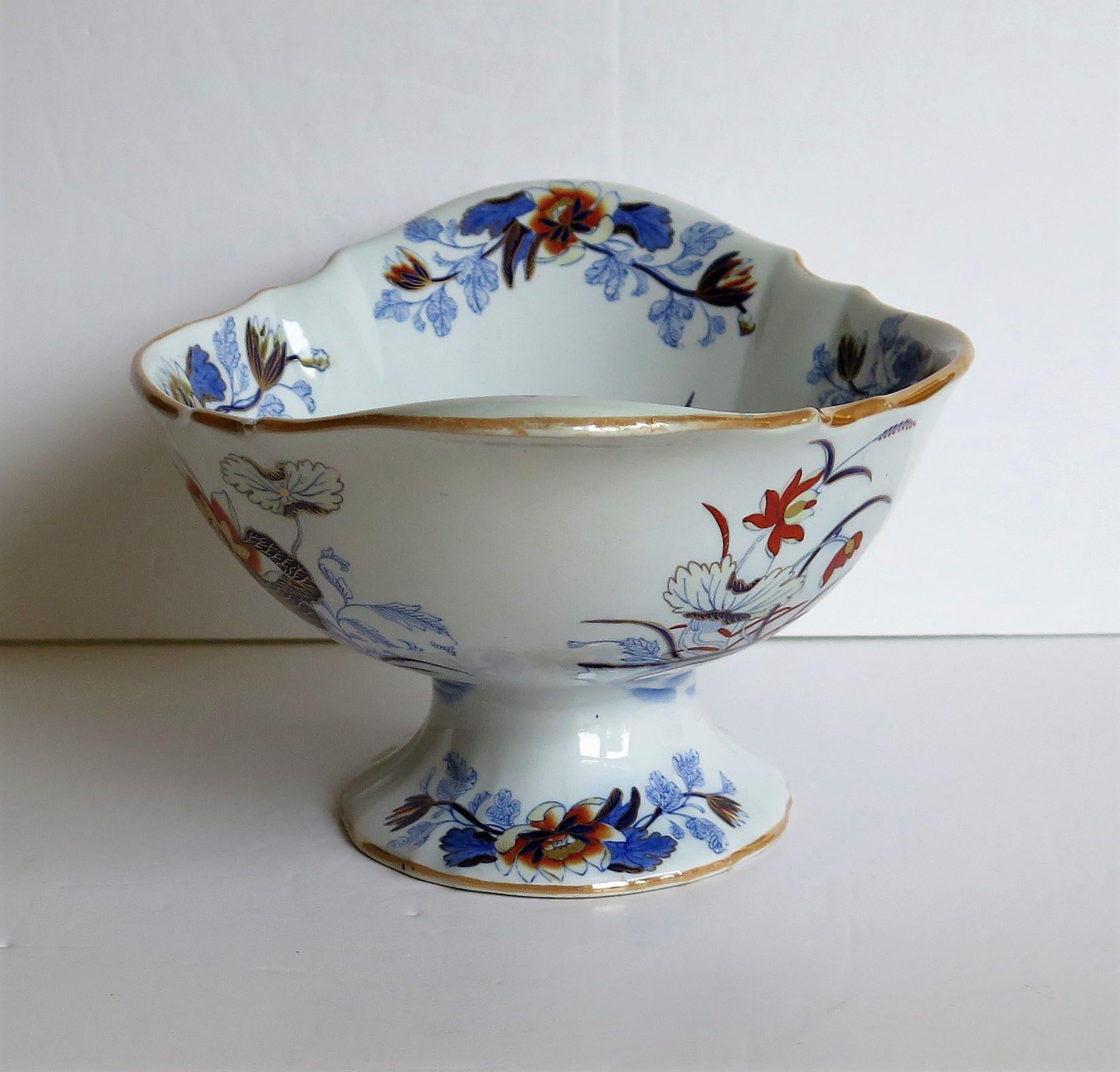 19th Century Large Wedgwood Pedestal Bowl Centrepiece Stone China Ptn 1156, circa 1840 For Sale