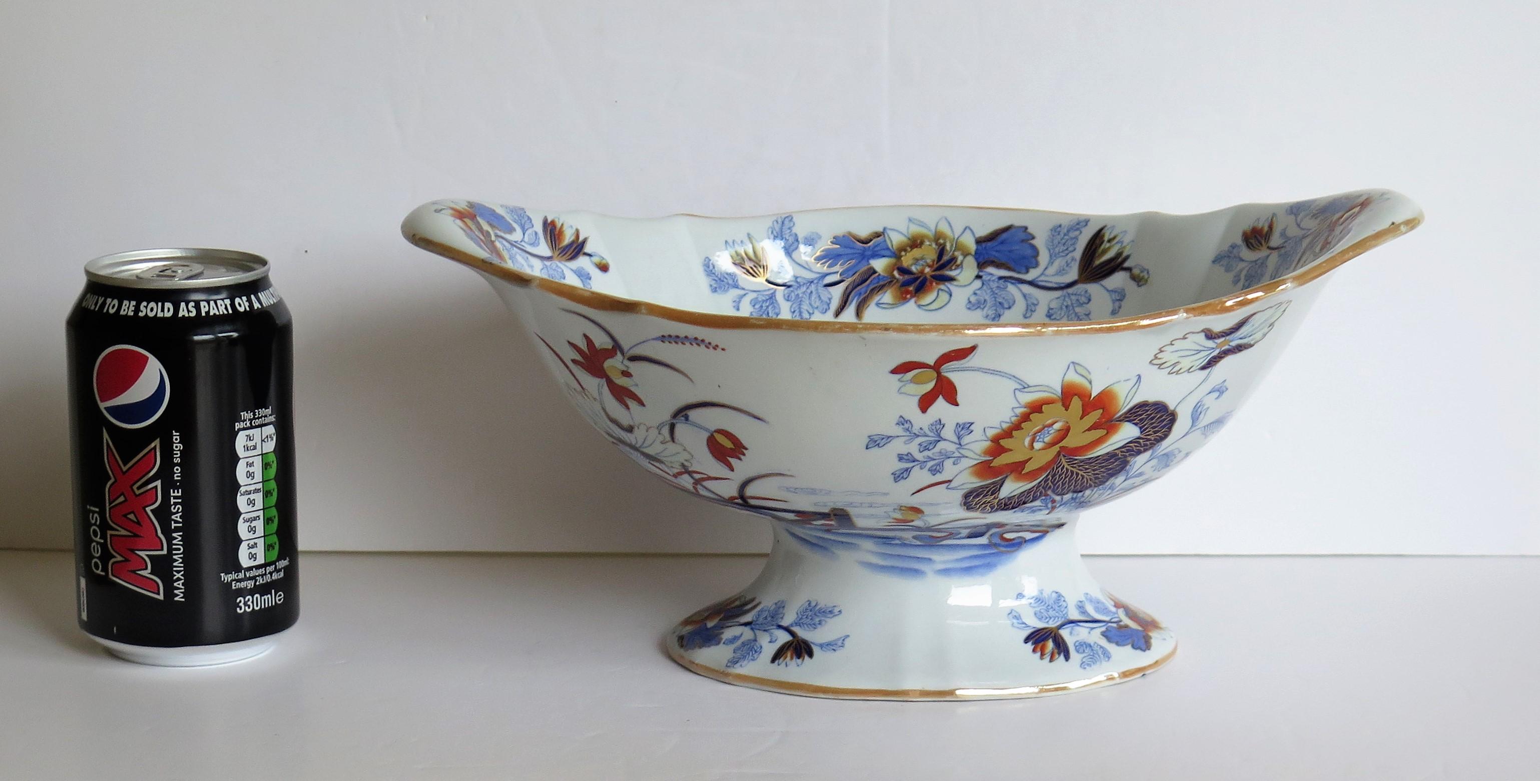 Large Wedgwood Pedestal Bowl Centrepiece Stone China Ptn 1156, circa 1840 For Sale 8