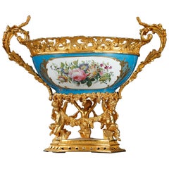 Large Pedestal Bowl in Porcelain and Gilt Bronze, 19th Century
