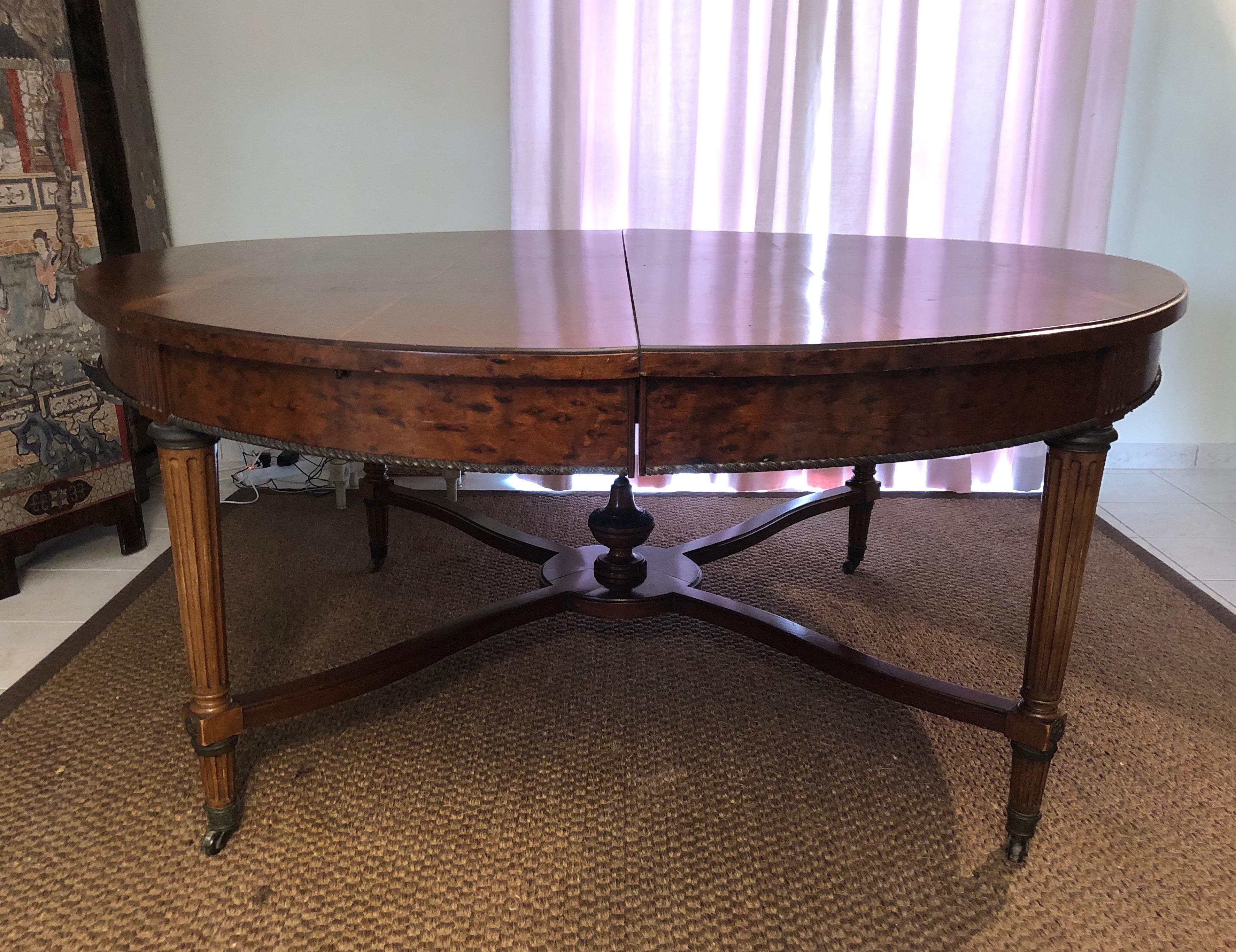 Large Pedestal Extending able with Central Leg in Wood, Brass and Bronze For Sale 5