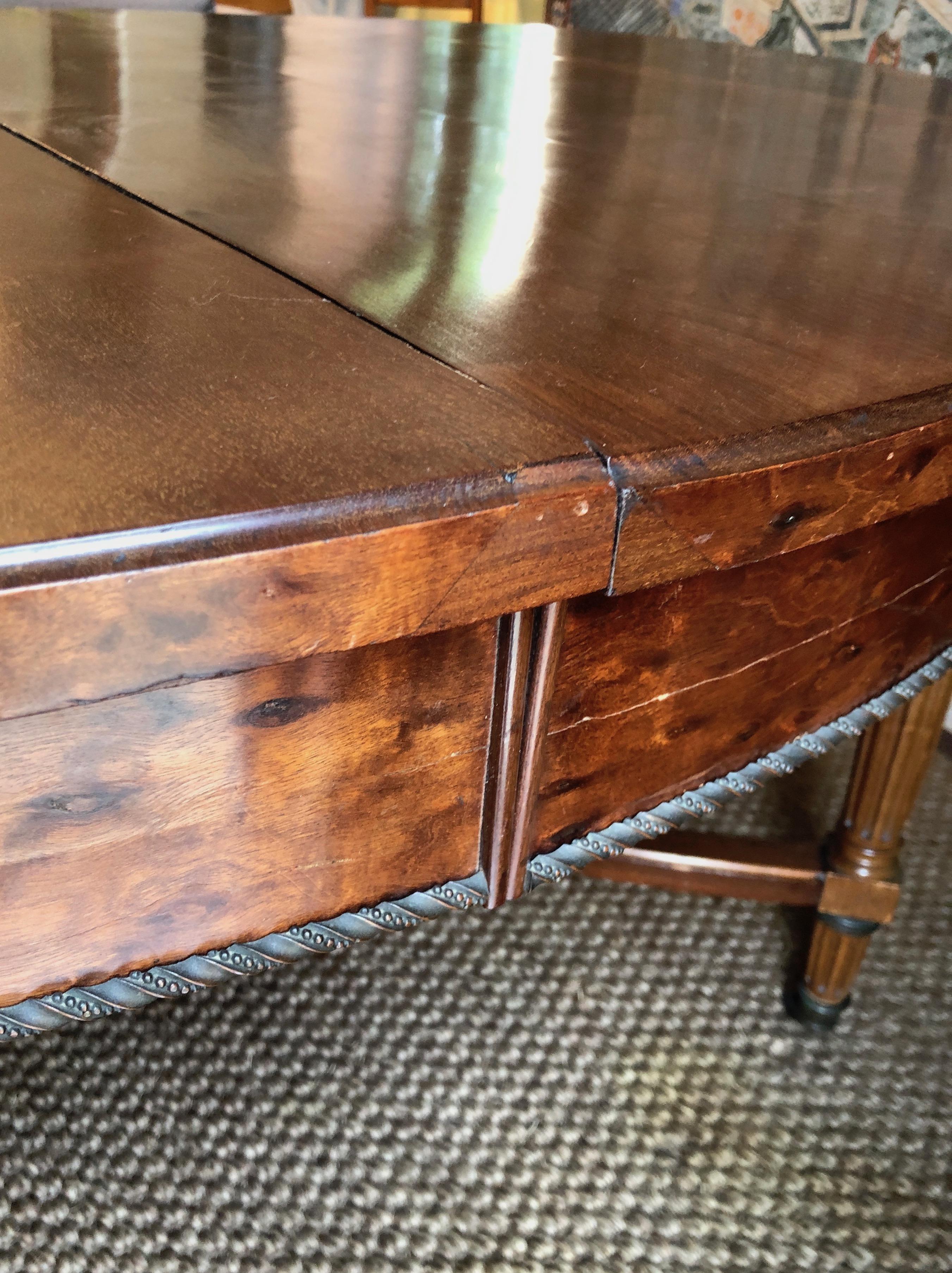 Large Pedestal Extending able with Central Leg in Wood, Brass and Bronze For Sale 8