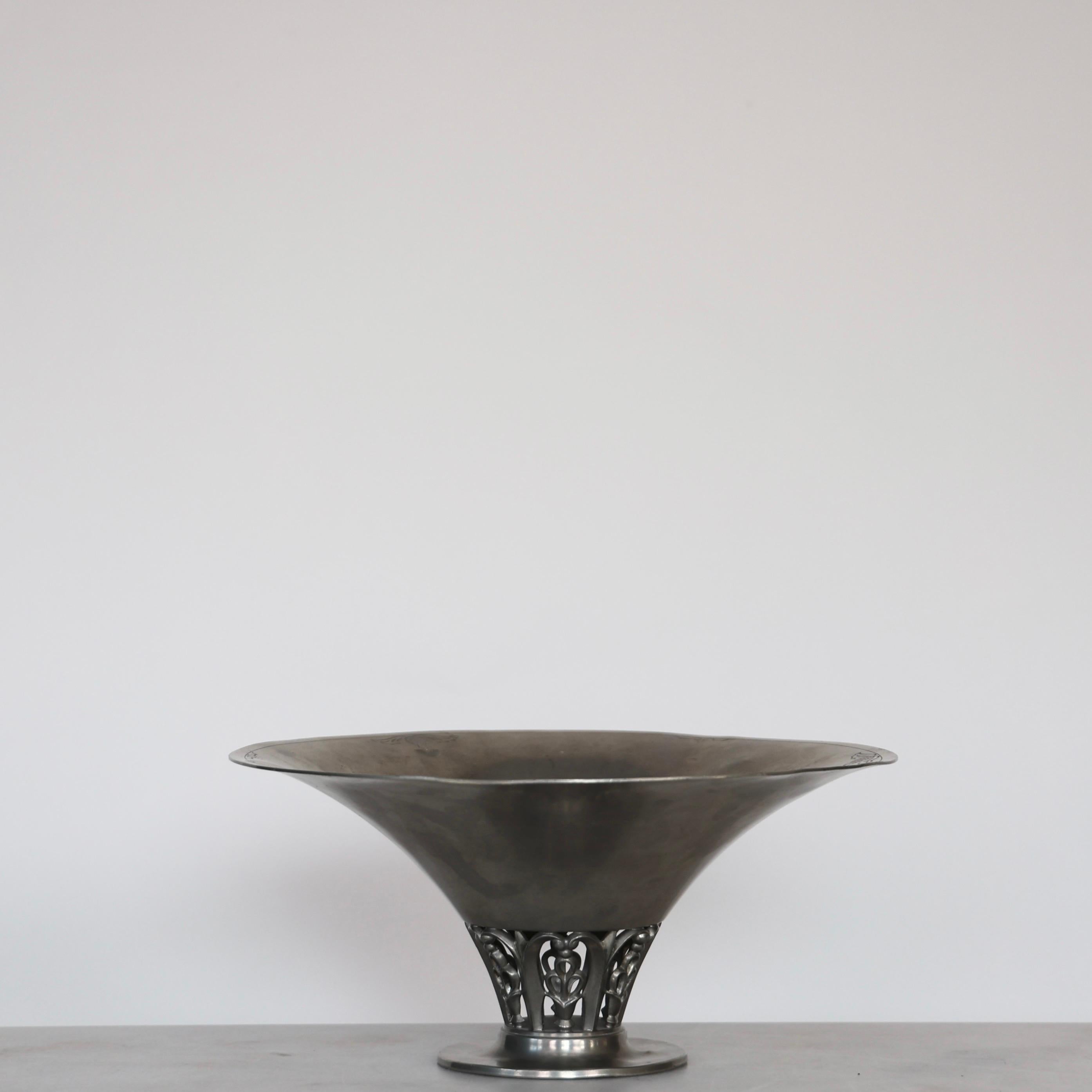 Early 20th Century Large Pedestal Pewter Bowl by Just Andersen, 1920s, Denmark For Sale