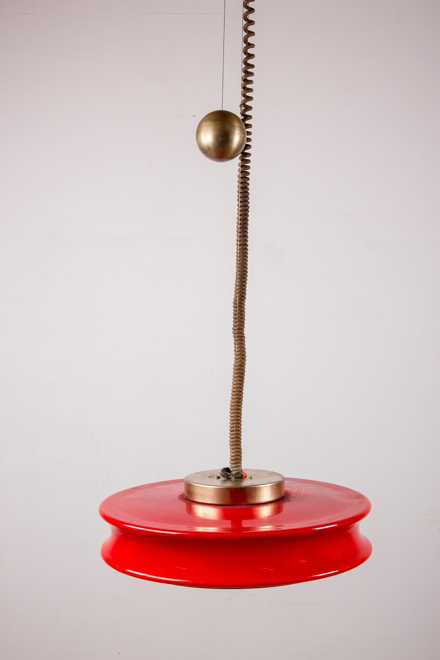 Grande lampe suspendue orientable en verre et laiton, modèle Orion, Schwarz Leuchten en vente 7